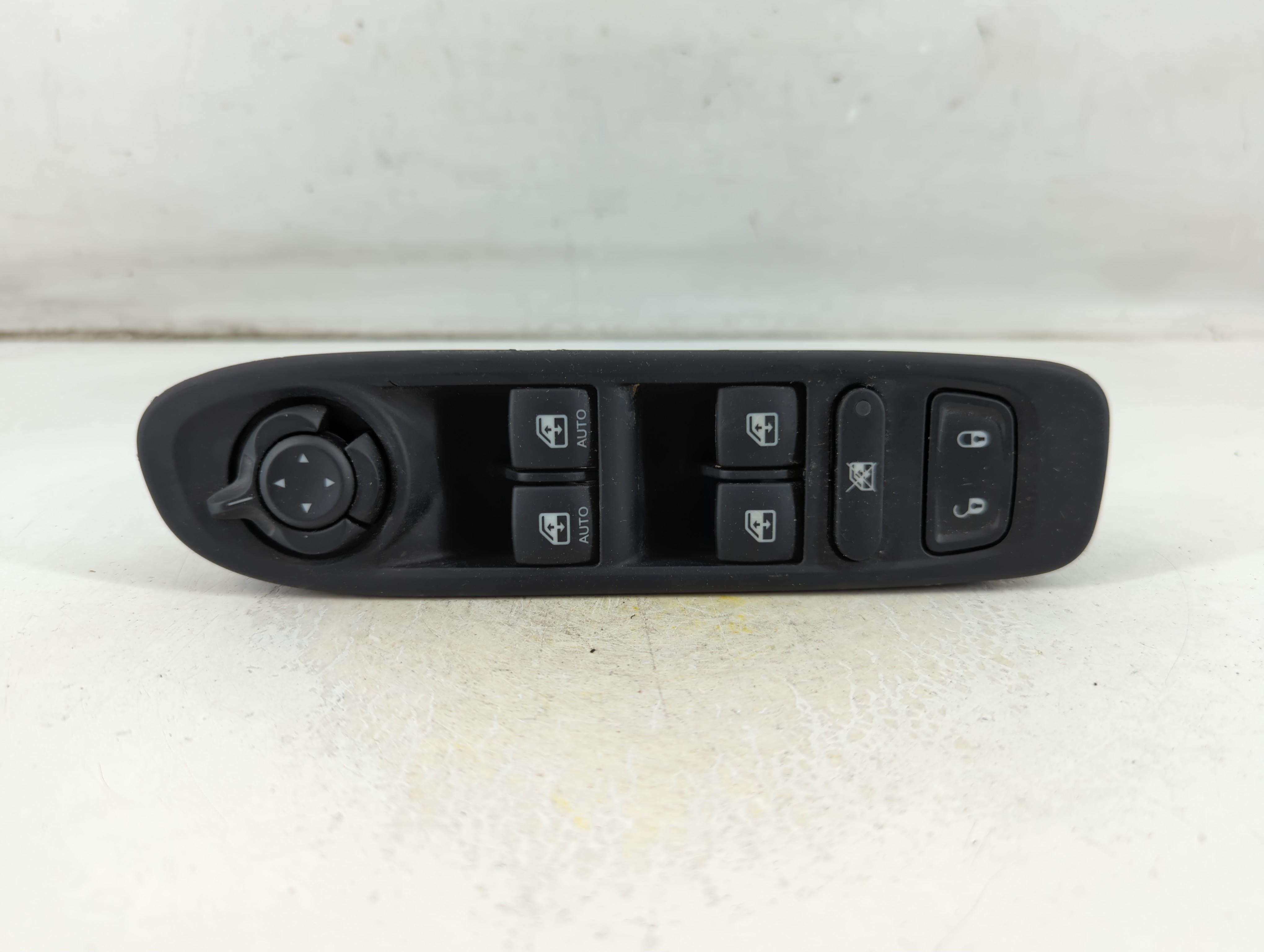 2018 Jeep Compass Driver Left Door Master Power Window Switch 1059437 - Oemusedautoparts1.com