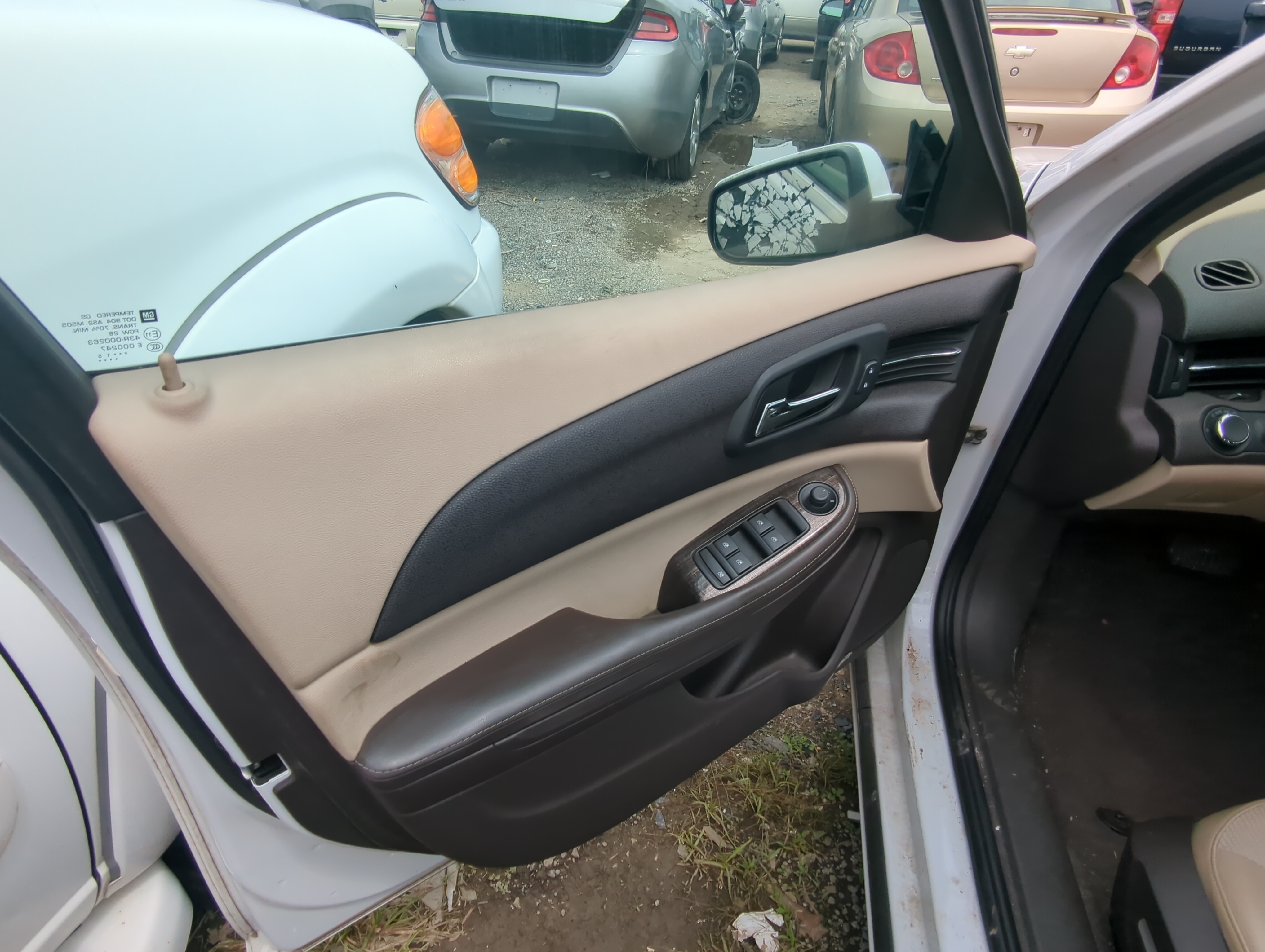 Picture of 2015 Chevrolet Malibu Front Left Driver Interior Door Panel Trim 1059447