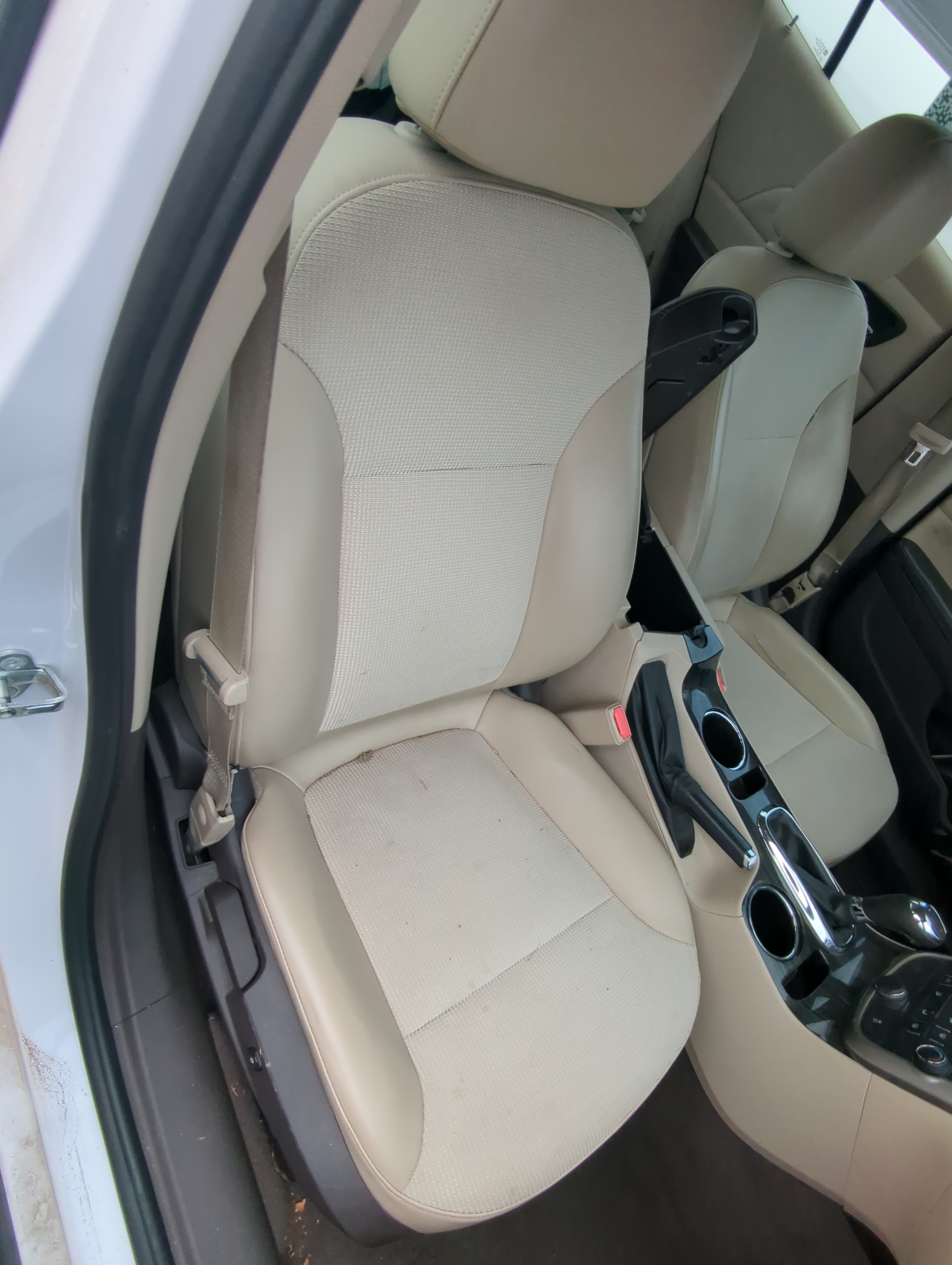 Picture of 2014-2015 Chevrolet Malibu Passenger Front Seat Oem 1059485
