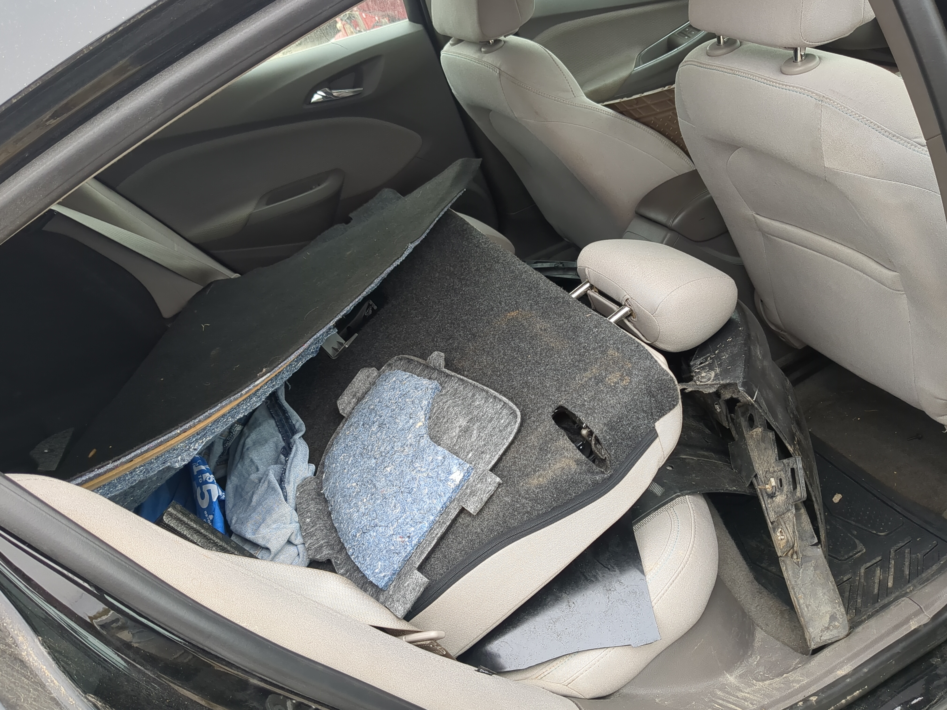 2018 Chevrolet Cruze Rear Seat Oem 1059676 - Oemusedautoparts1.com