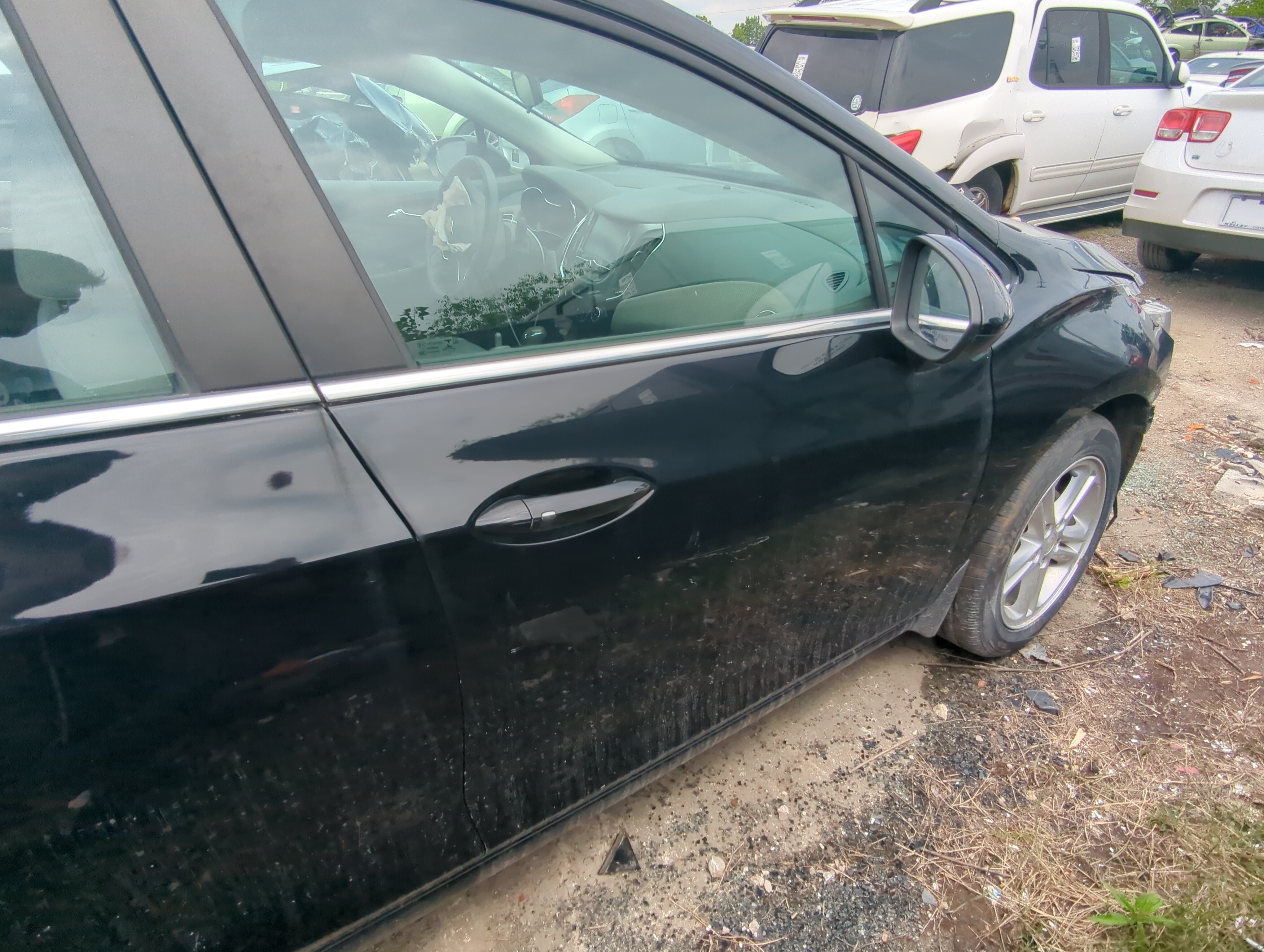 2016-2019 Chevrolet Cruze Passenger Front Door Oem 1059711 - Oemusedautoparts1.com