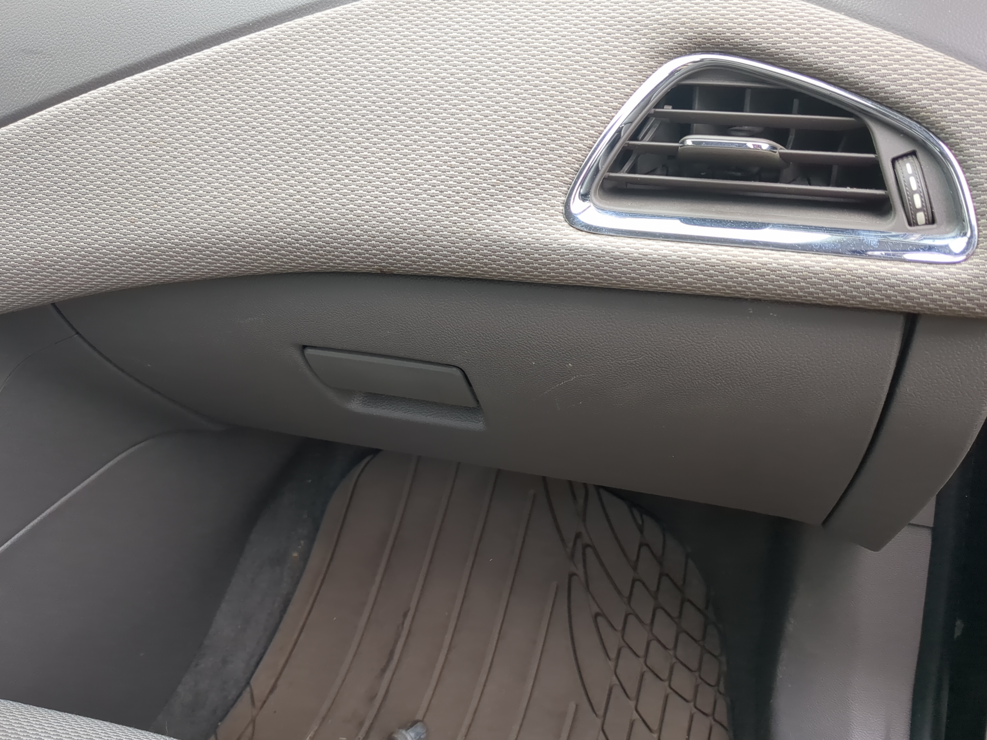 2018 Chevrolet Cruze Passenger Glove Box Door Storage Compartment 1059714 - Oemusedautoparts1.com