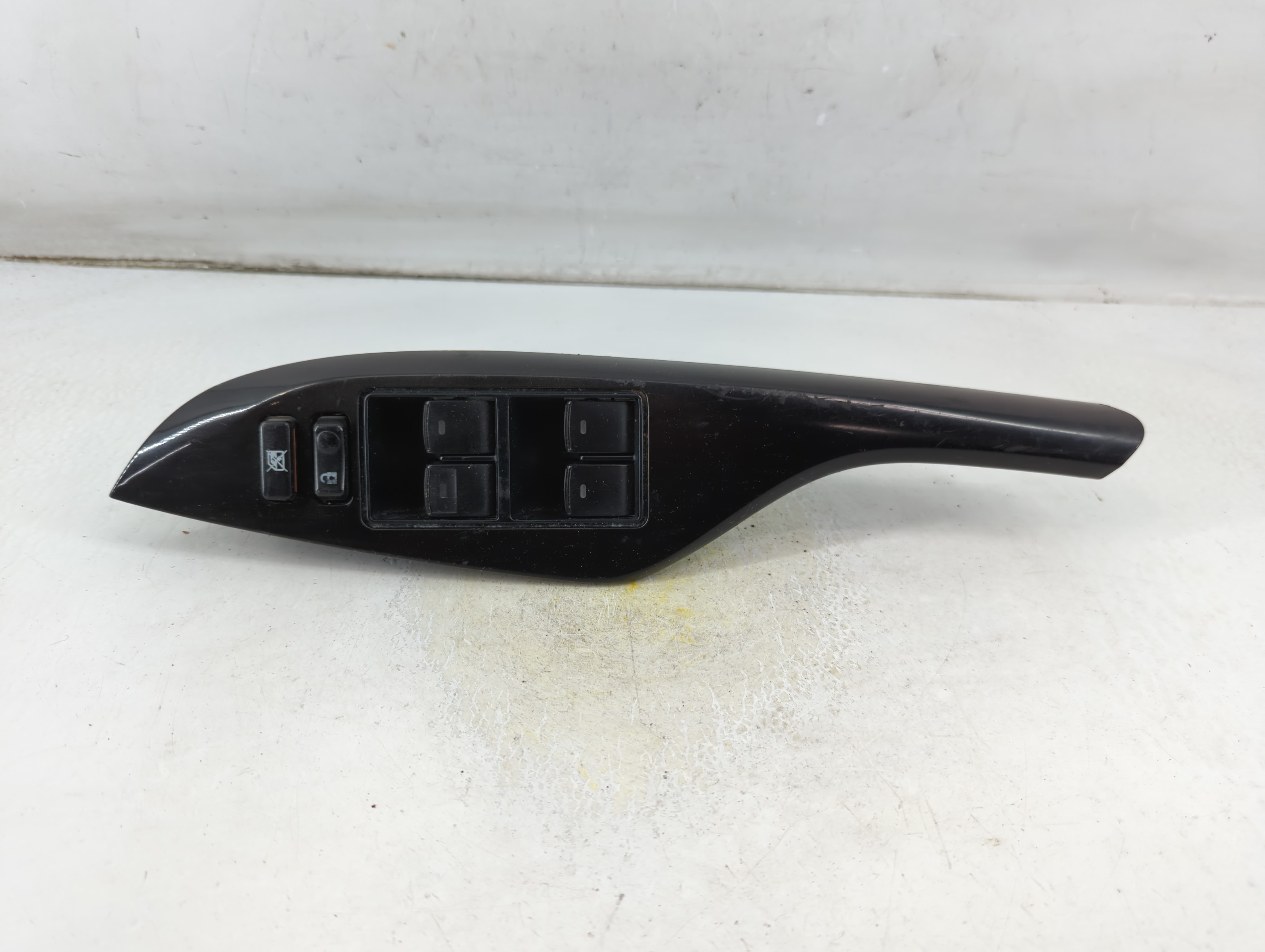 2011-2014 Toyota Sienna Driver Left Door Master Power Window Switch 1059830 - Oemusedautoparts1.com