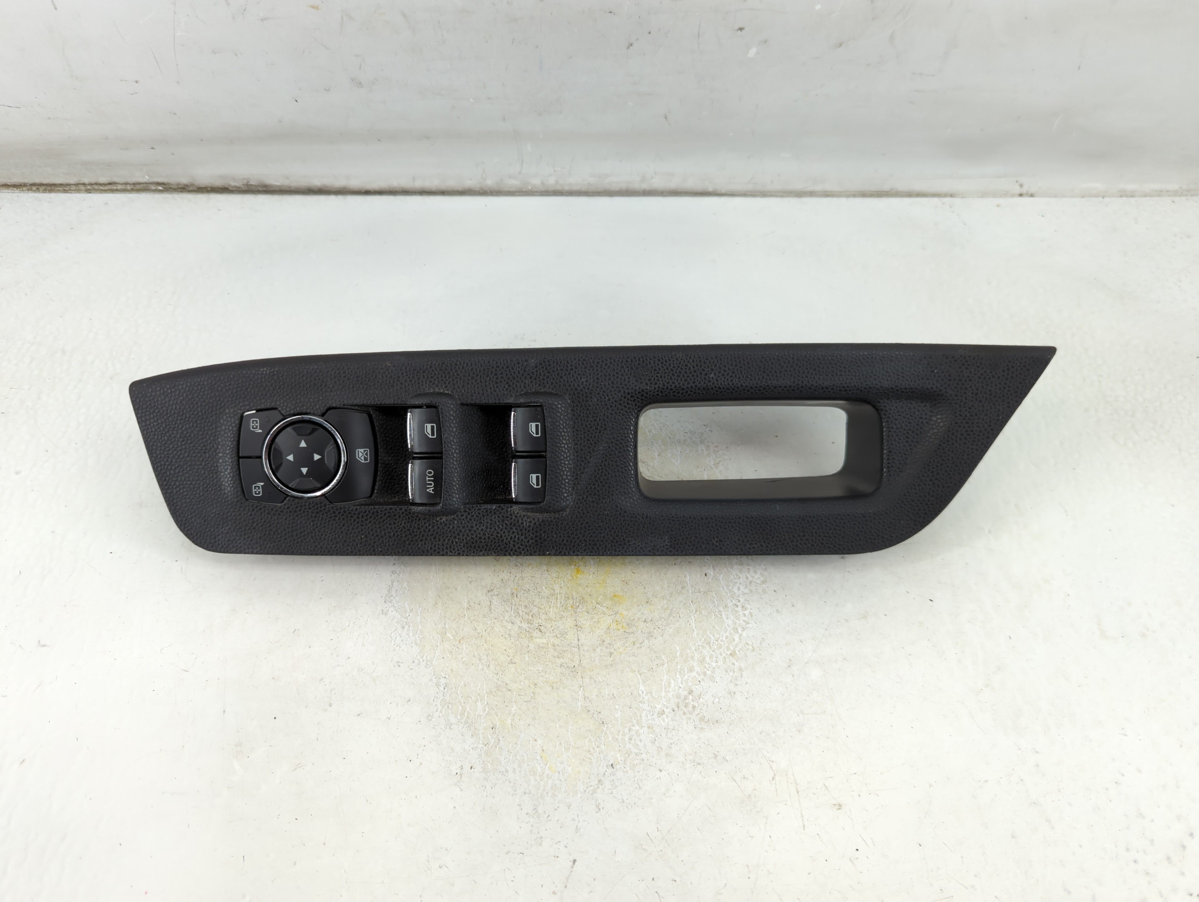 2018-2022 Ford Ecosport Driver Left Door Master Power Window Switch 1059844 - Oemusedautoparts1.com