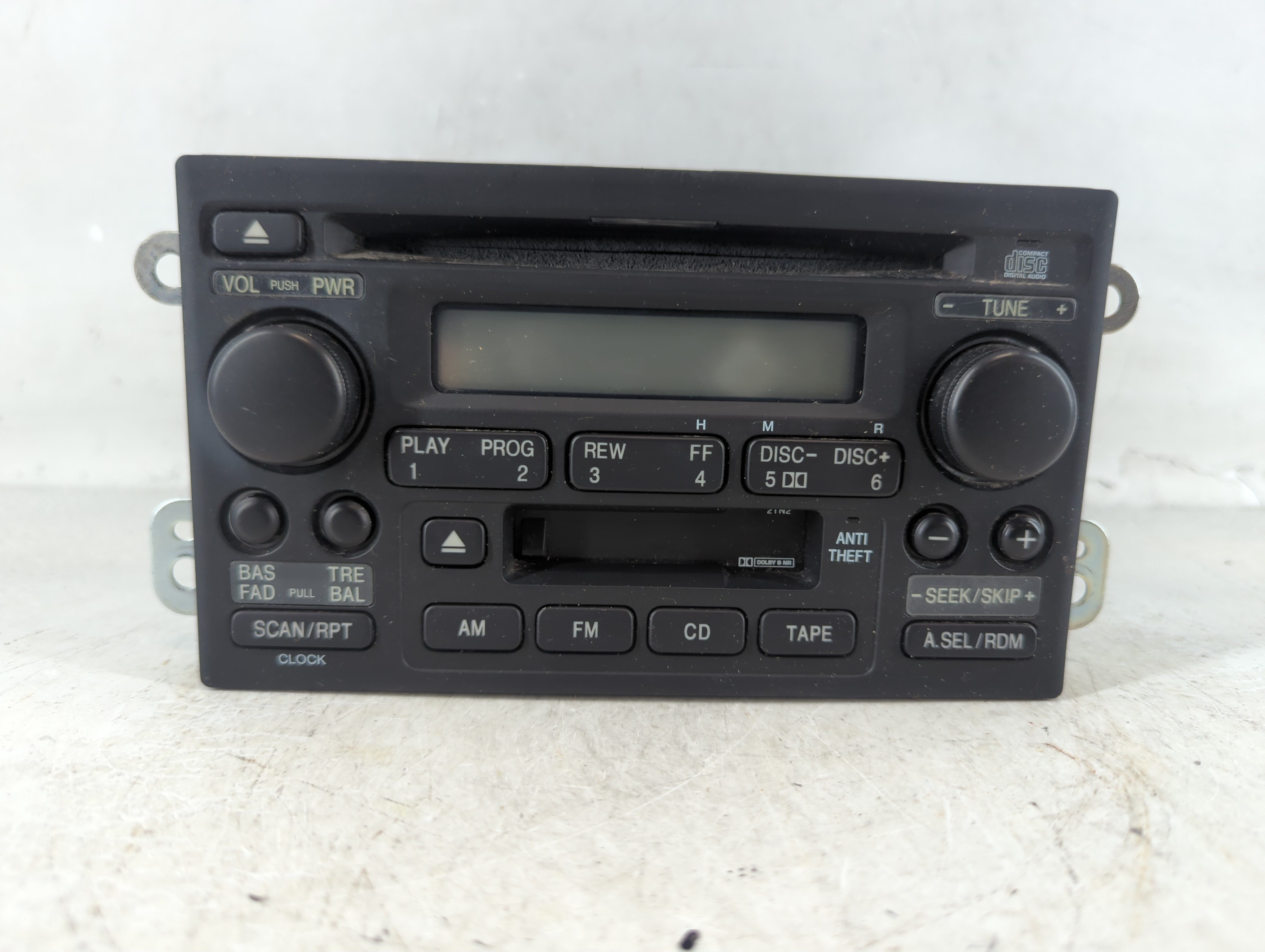 2005-2006 Honda Cr-v Am Fm Cd Player Radio Receiver 1059853 - Oemusedautoparts1.com