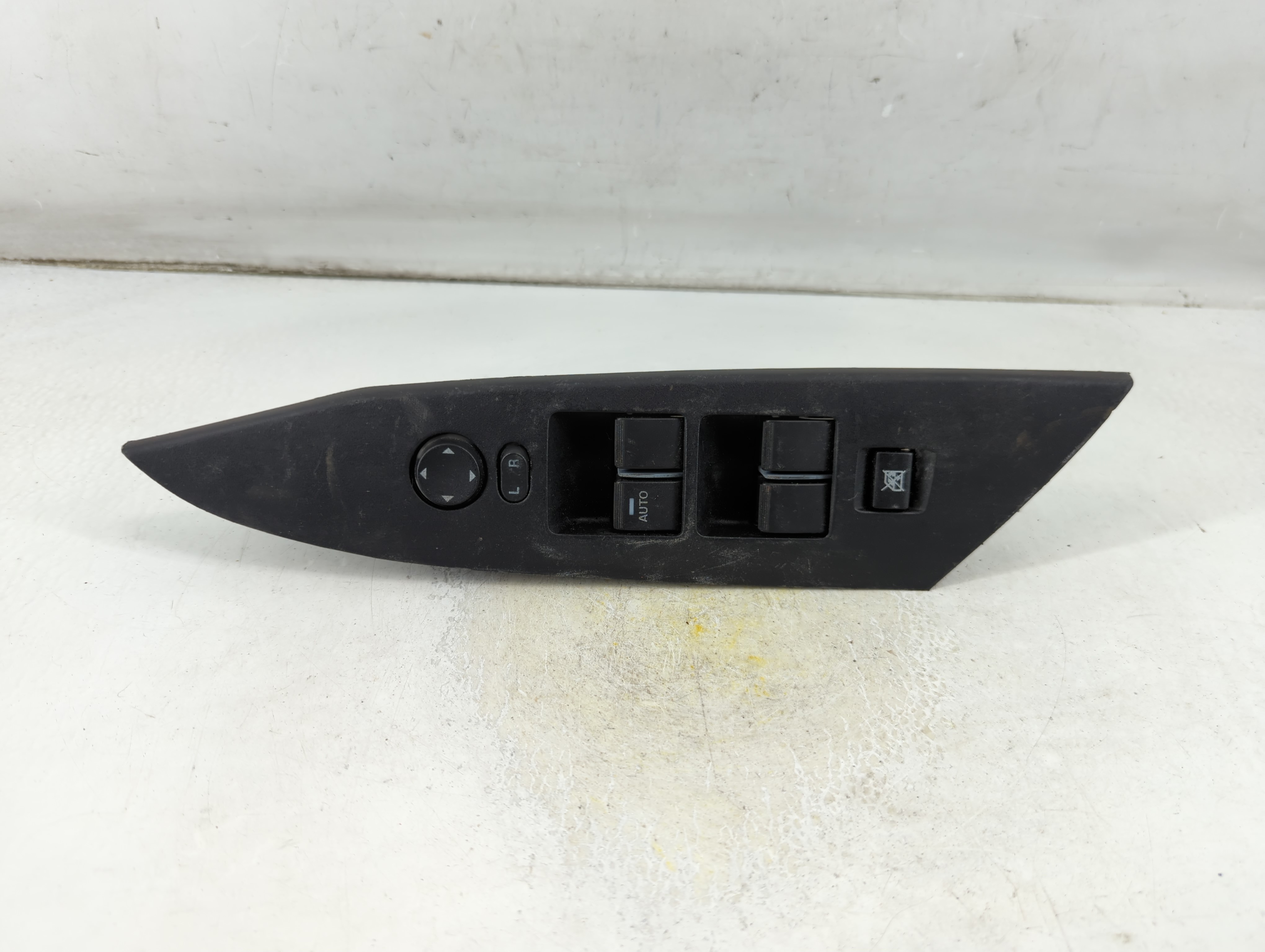 2010-2013 Mazda 3 Driver Left Door Master Power Window Switch 1059857 - Oemusedautoparts1.com
