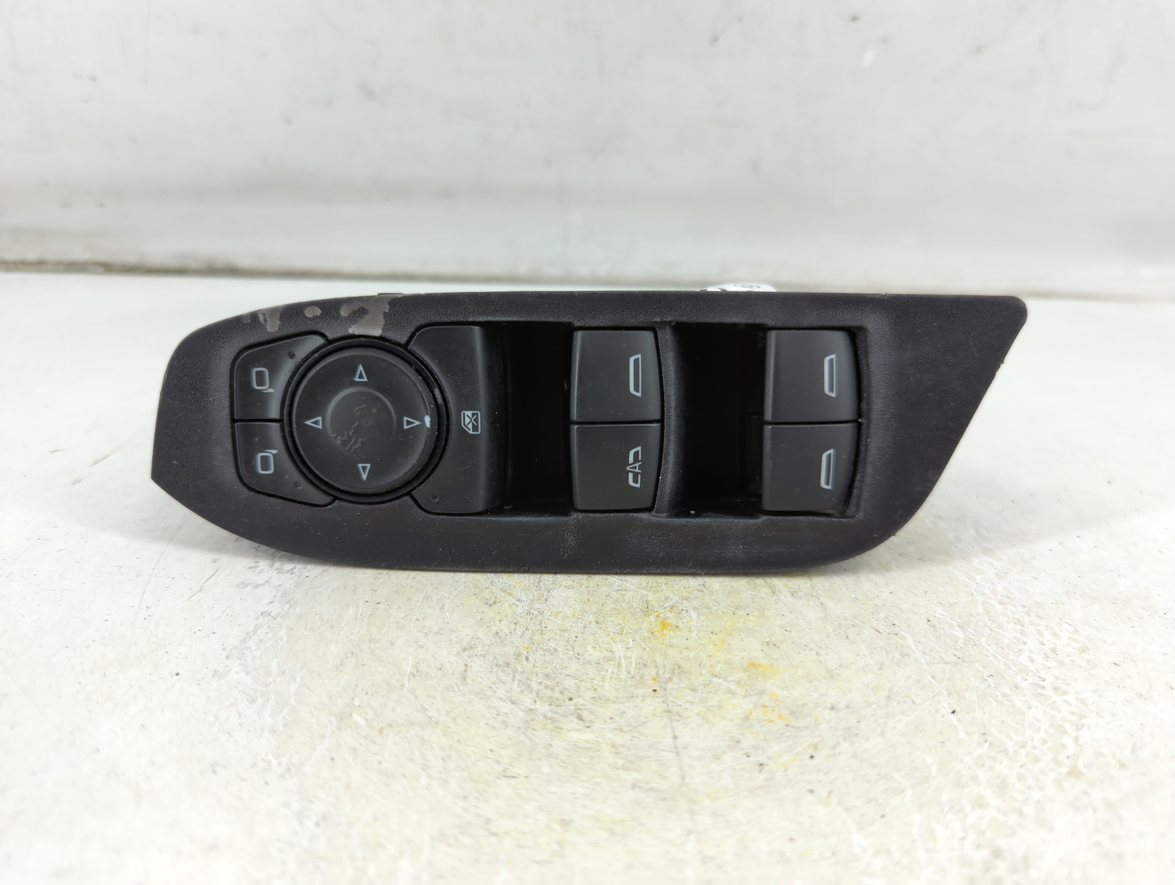 2018-2022 Chevrolet Traverse Driver Left Door Master Power Window Switch 1060206 - Oemusedautoparts1.com