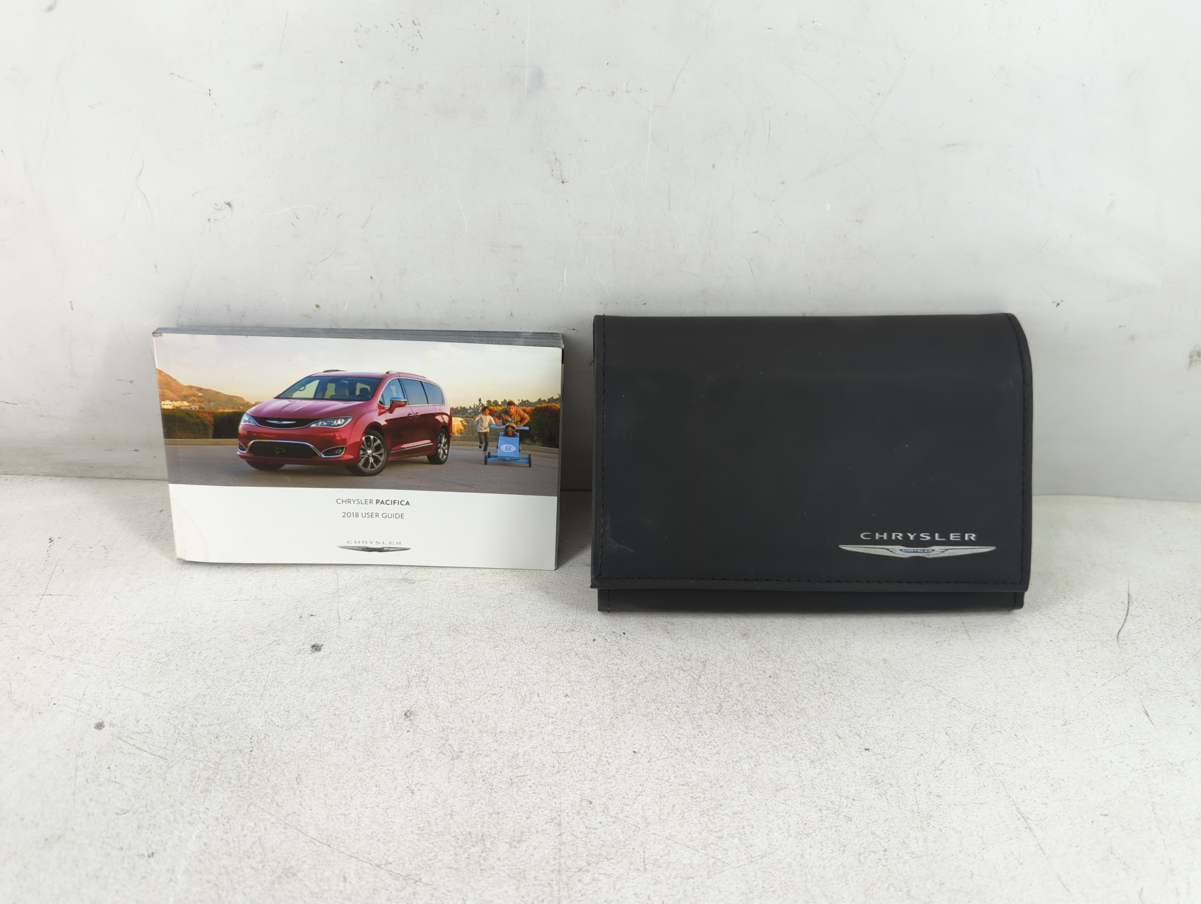 2018 Chrysler Pacifica Owners Manual Book Guide 1060377 - Oemusedautoparts1.com
