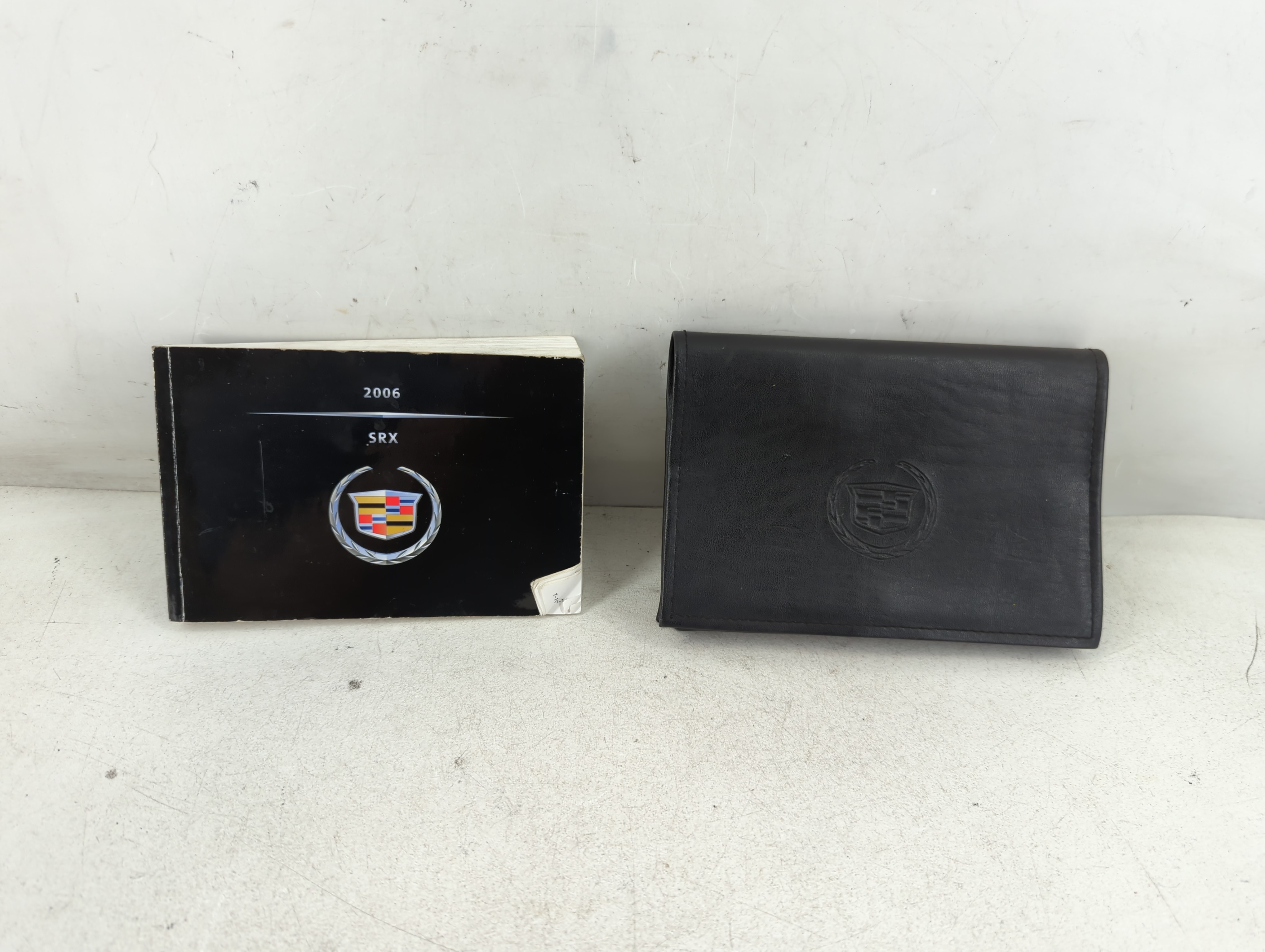Picture of 2016 Cadillac Srx Owners Manual Book Guide 1060379