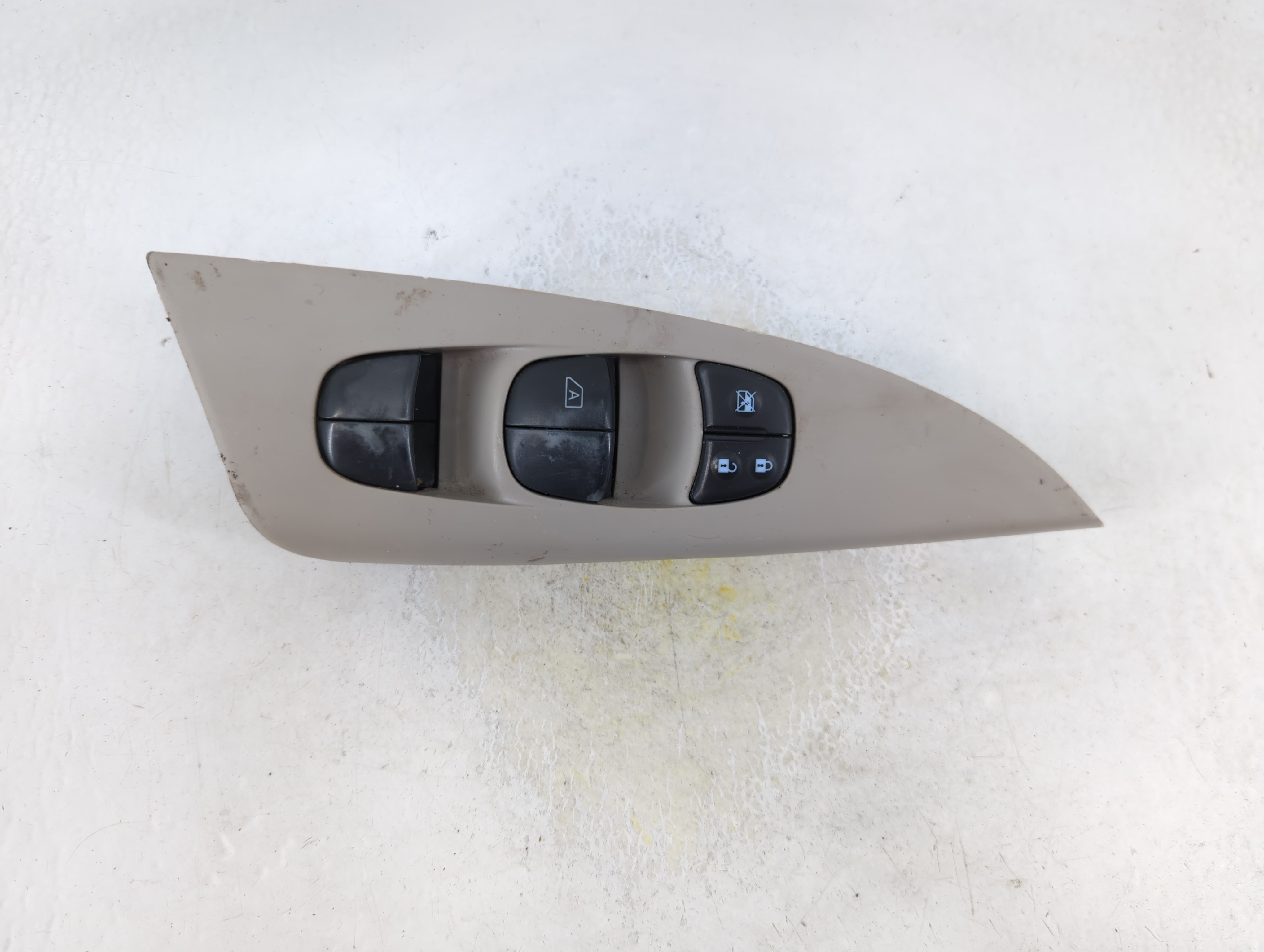 2013-2019 Nissan Sentra Driver Left Door Master Power Window Switch 1060401 - Oemusedautoparts1.com