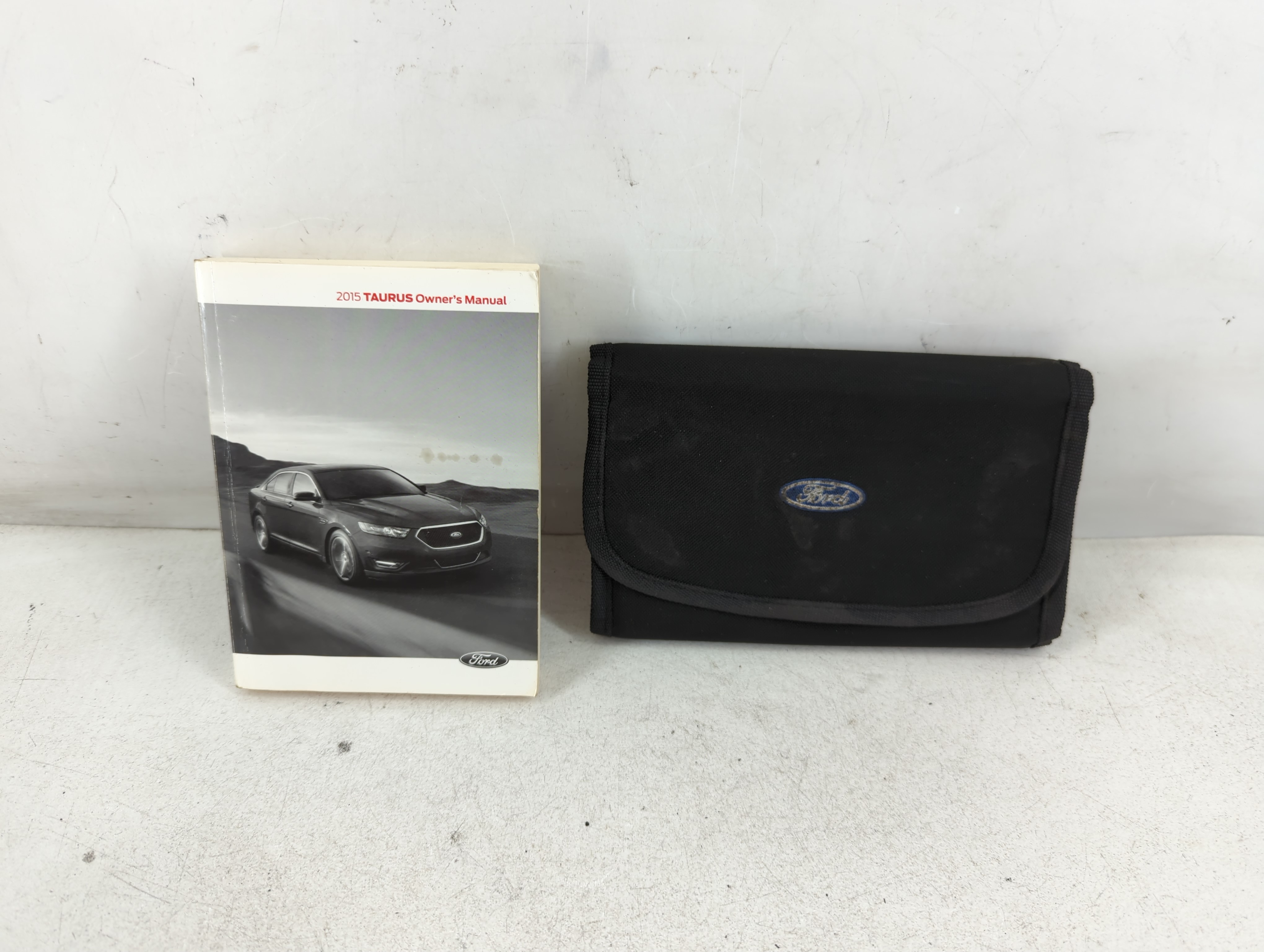 2015 Ford Taurus Owners Manual Book Guide 1060500 - Oemusedautoparts1.com