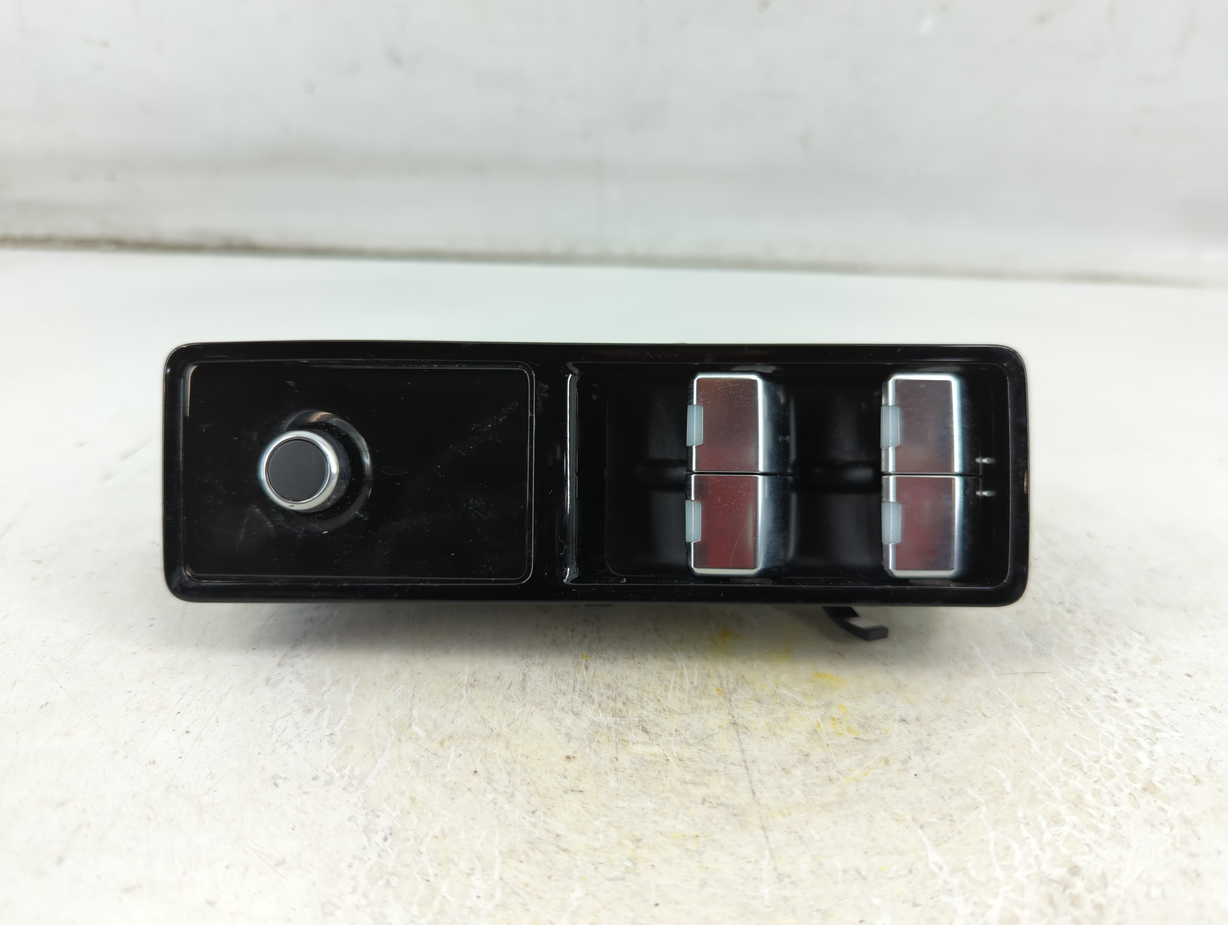 Nissan Rogue Sport Driver Left Door Master Power Window Switch 1060537 - Oemusedautoparts1.com