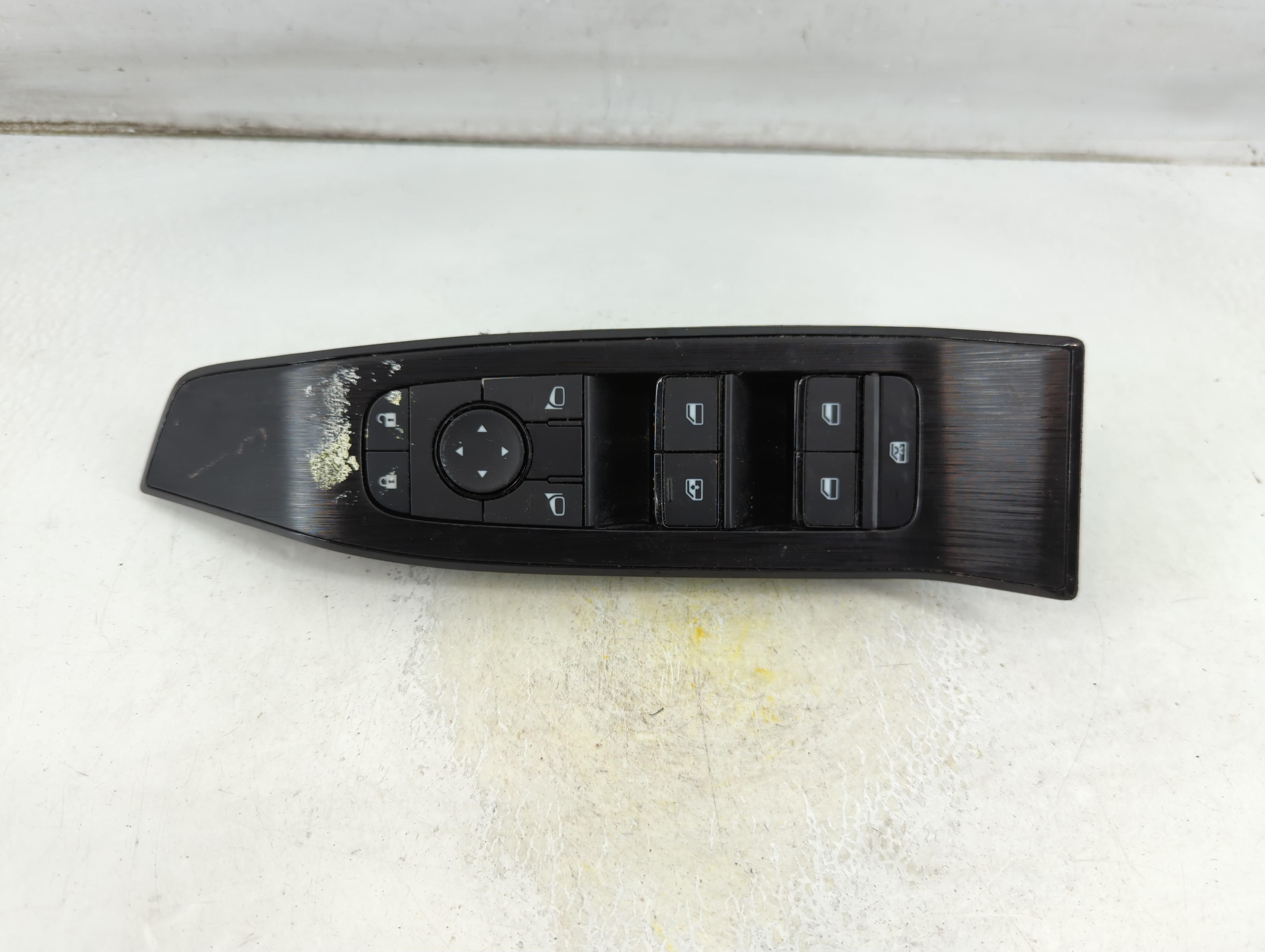 2021-2022 Nissan Rogue Driver Left Door Master Power Window Switch 1060538 - Oemusedautoparts1.com