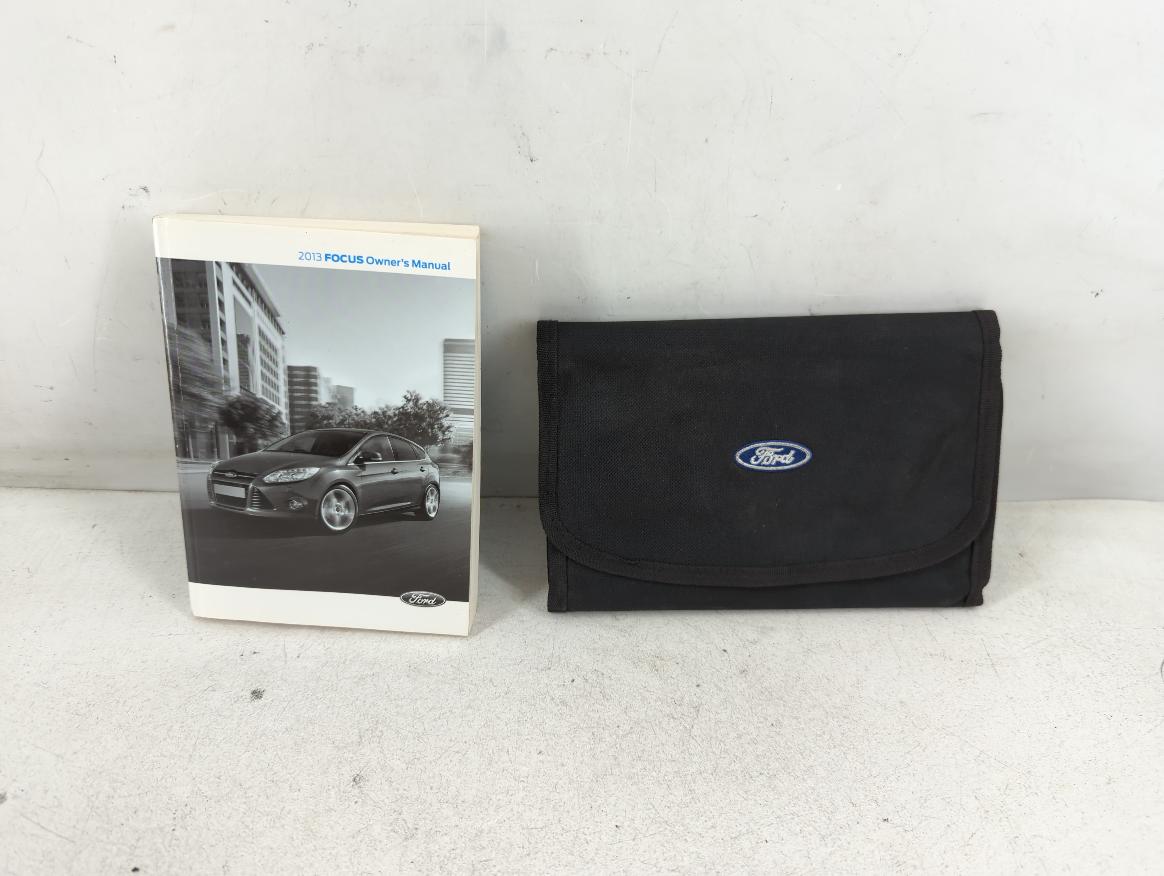 Picture of 2013 Ford Focus Owners Manual Book Guide 1060562