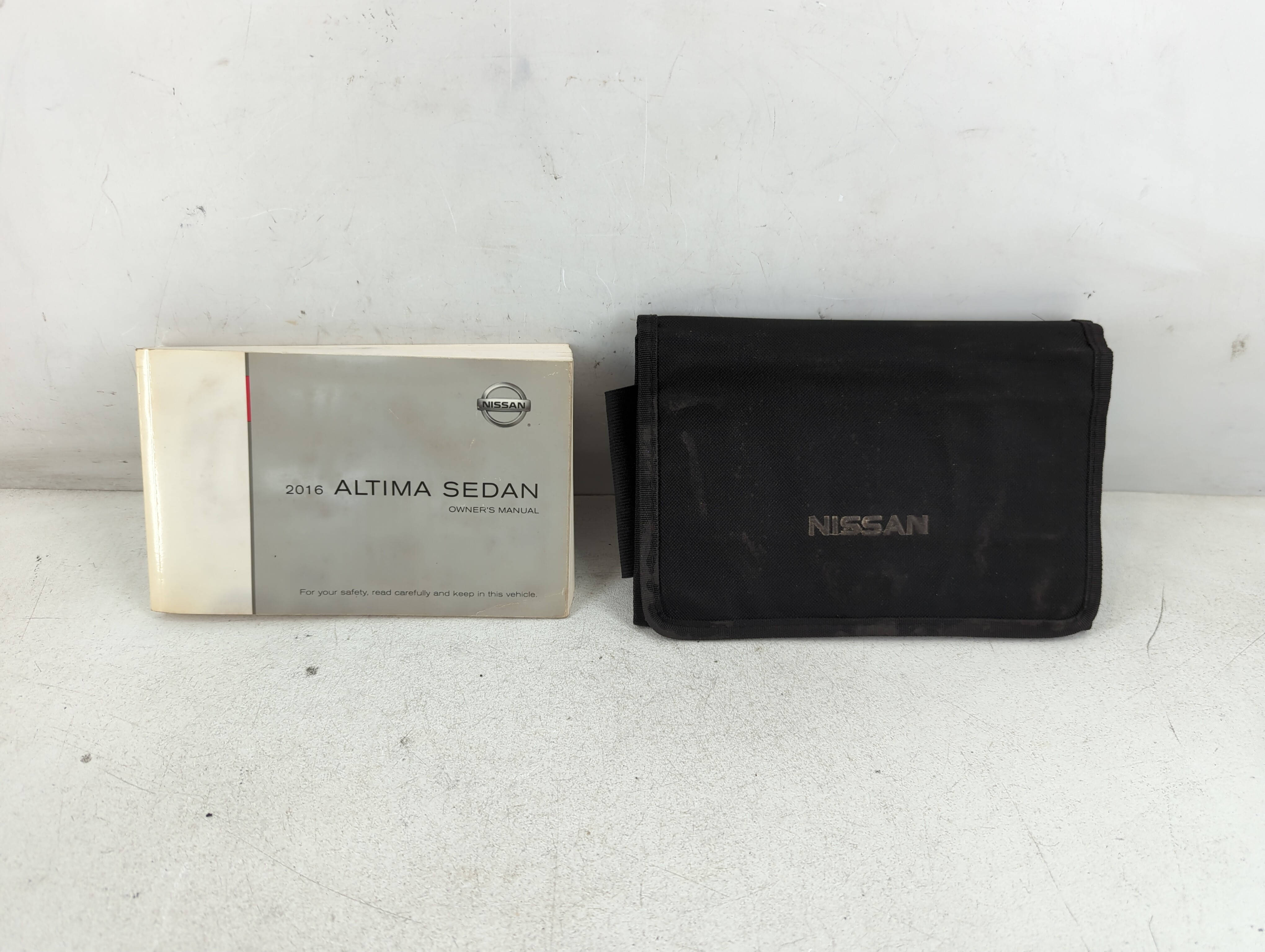 2016 Nissan Altima Owners Manual Book Guide 1060563 - Oemusedautoparts1.com