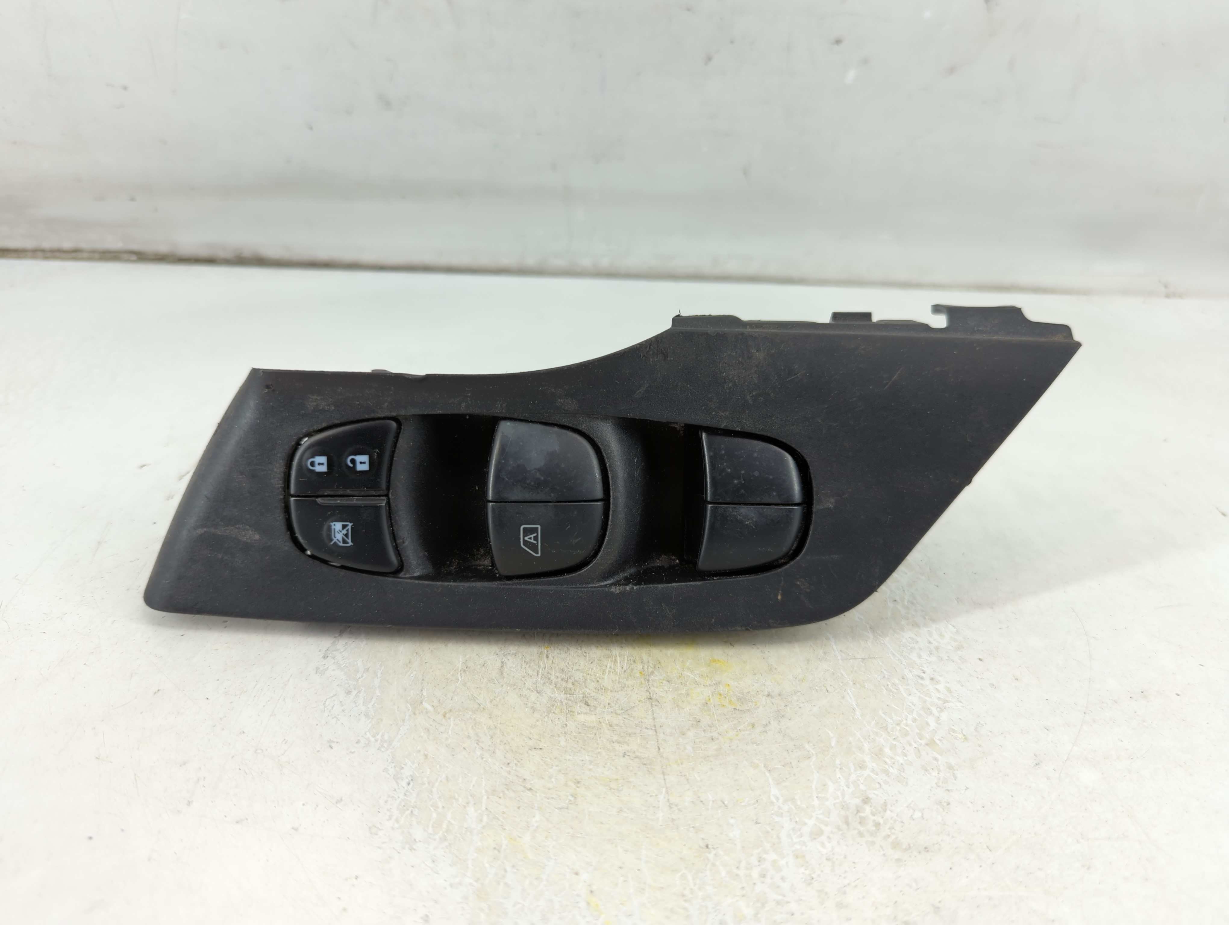 Picture of 2013-2018 Nissan Altima Driver Left Door Master Power Window Switch 1060574