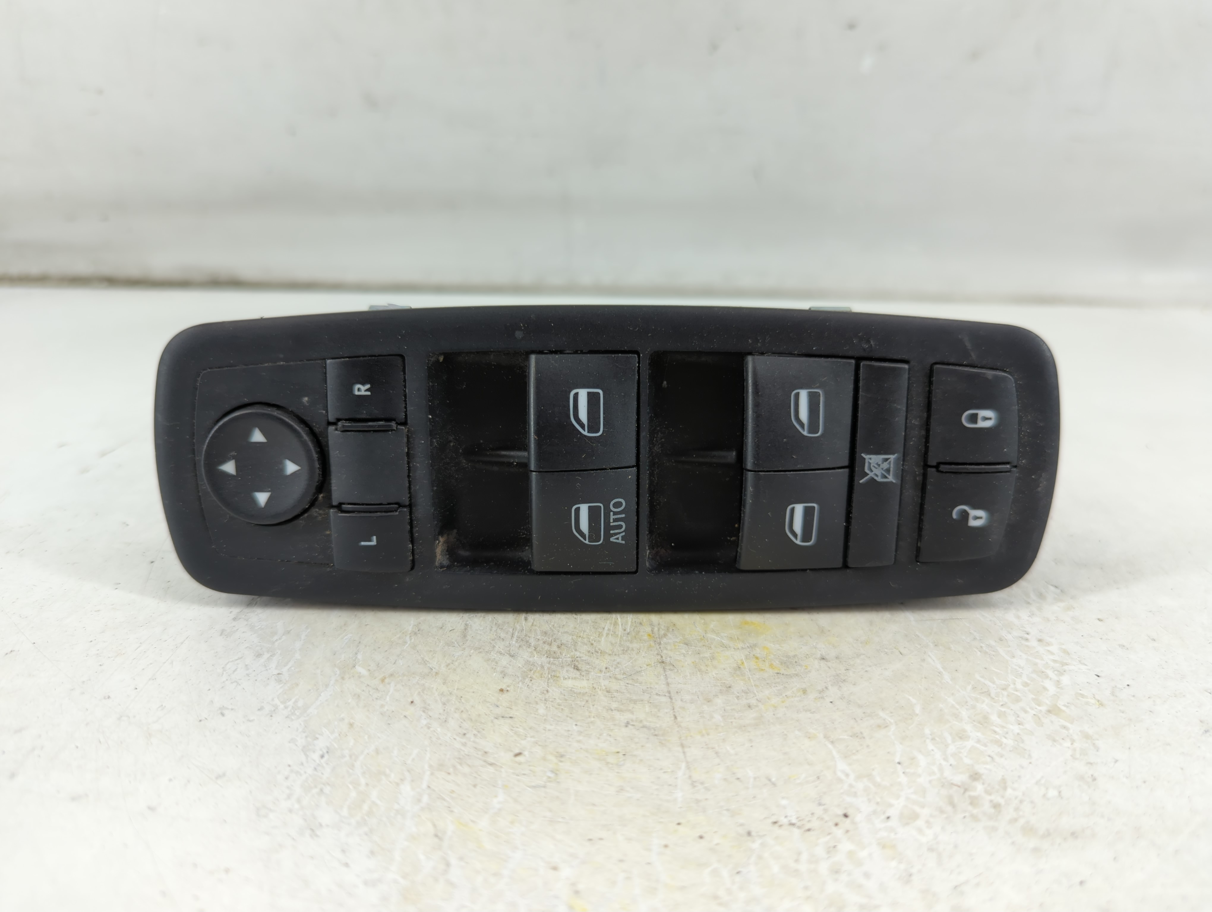 2018-2020 Dodge Journey Driver Left Door Master Power Window Switch 1060580 - Oemusedautoparts1.com