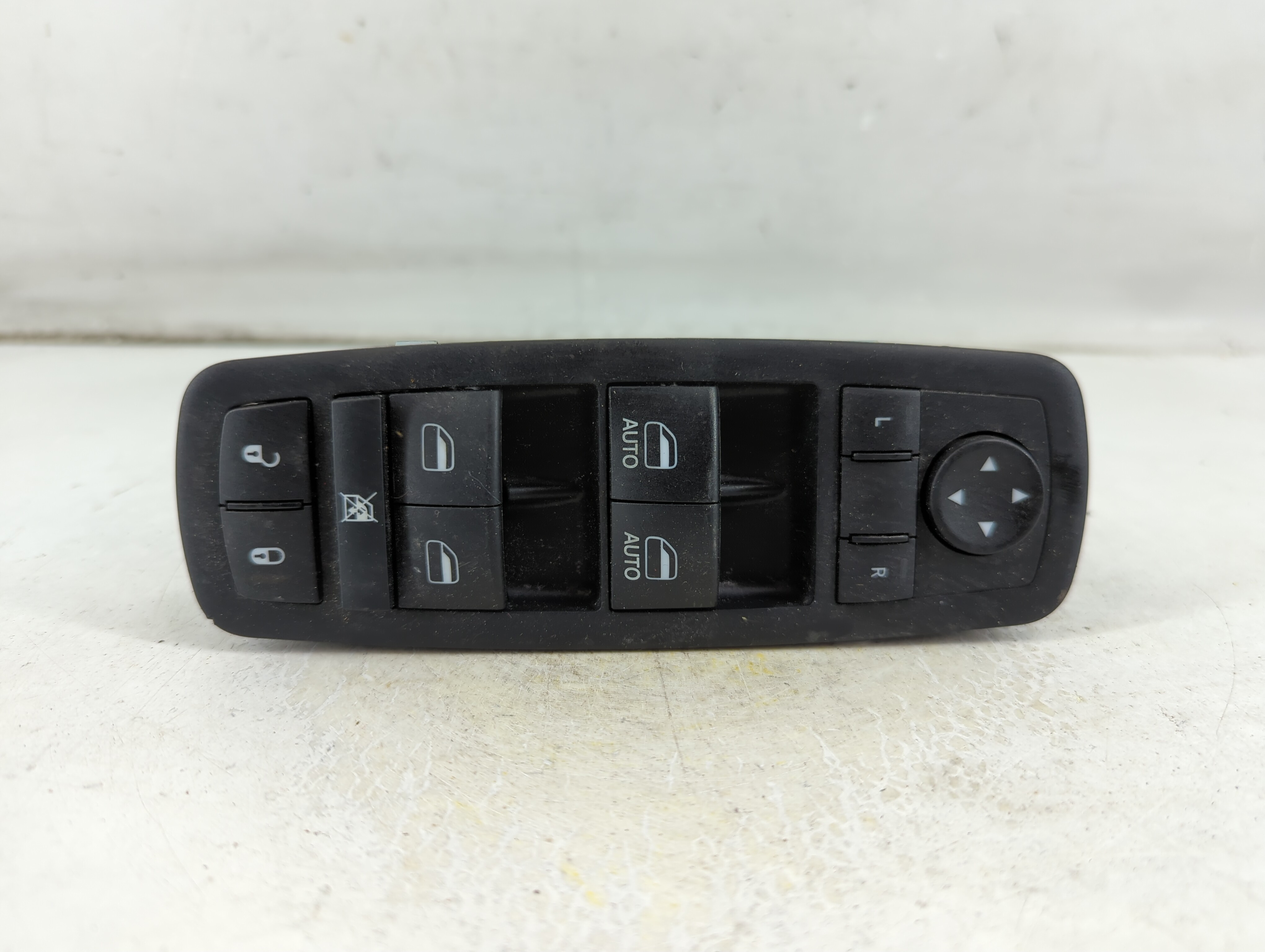 2016 Jeep Grand Cherokee Driver Left Door Master Power Window Switch 1060602 - Oemusedautoparts1.com