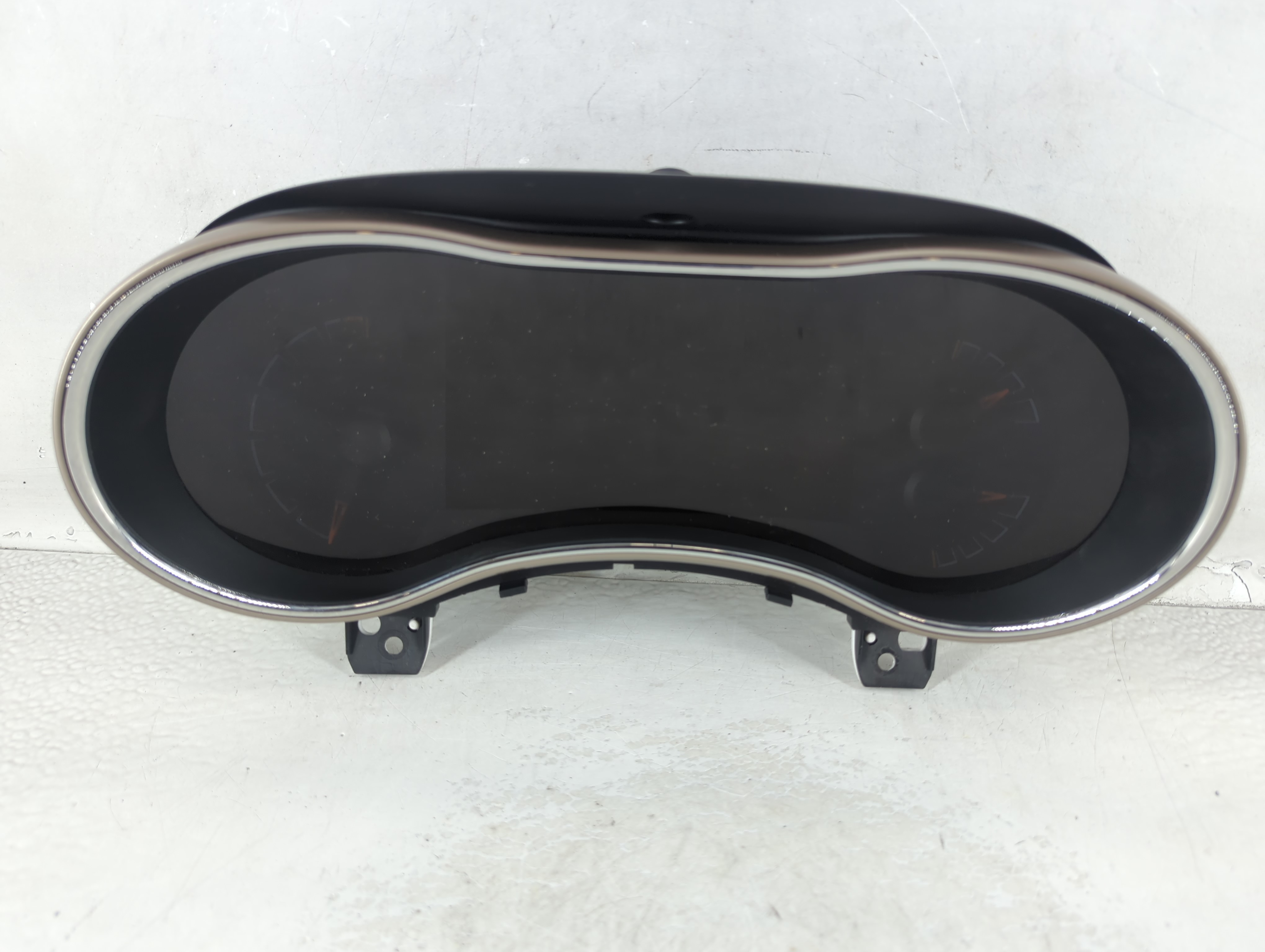 2014-2014 Jeep Grand Cherokee Speedometer Instrument Cluster Gauges 1060622 - Oemusedautoparts1.com