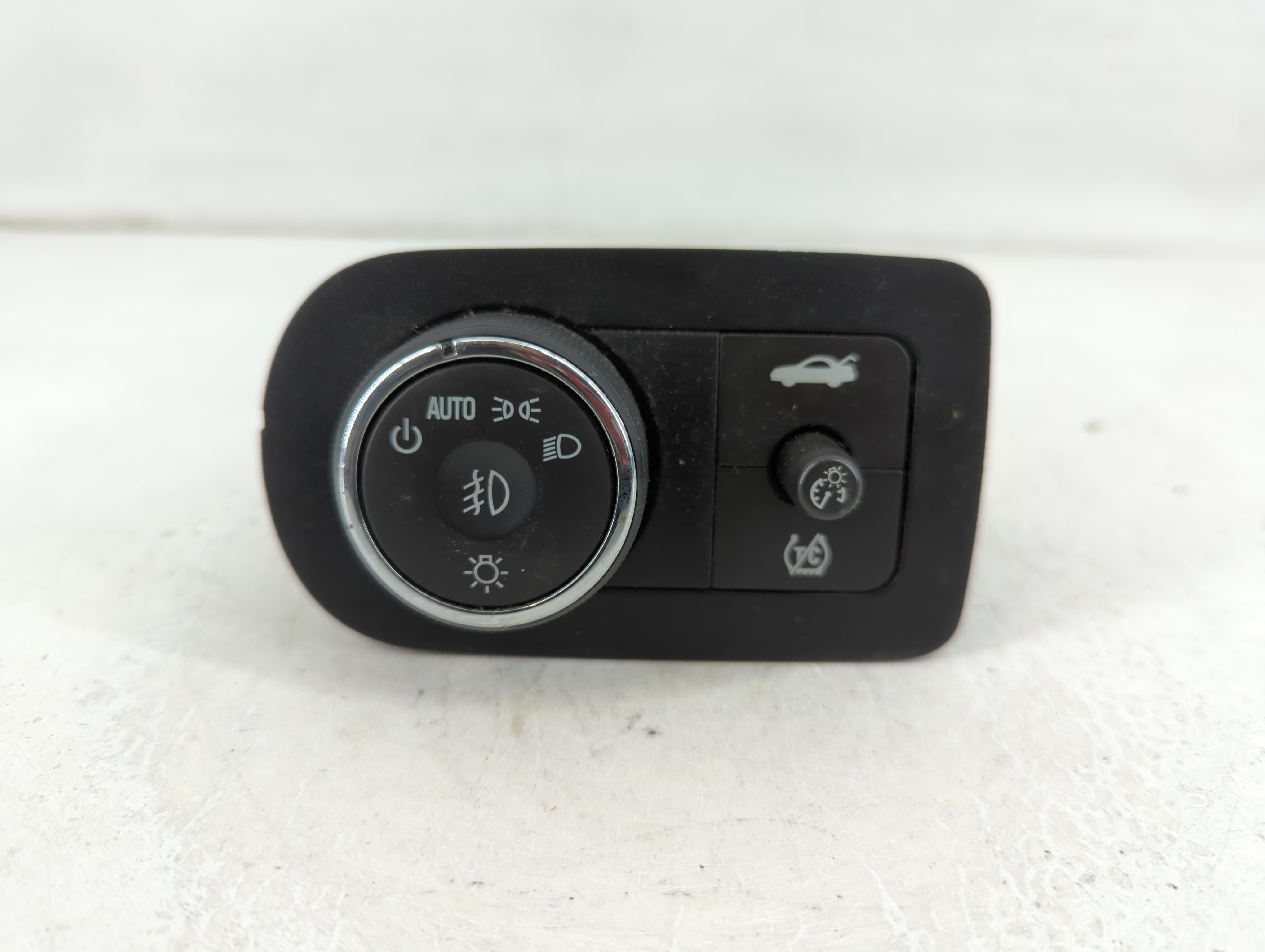 Picture of 2011 Chevrolet Impala Headlight Head Light Switch Lamp Control 1060703