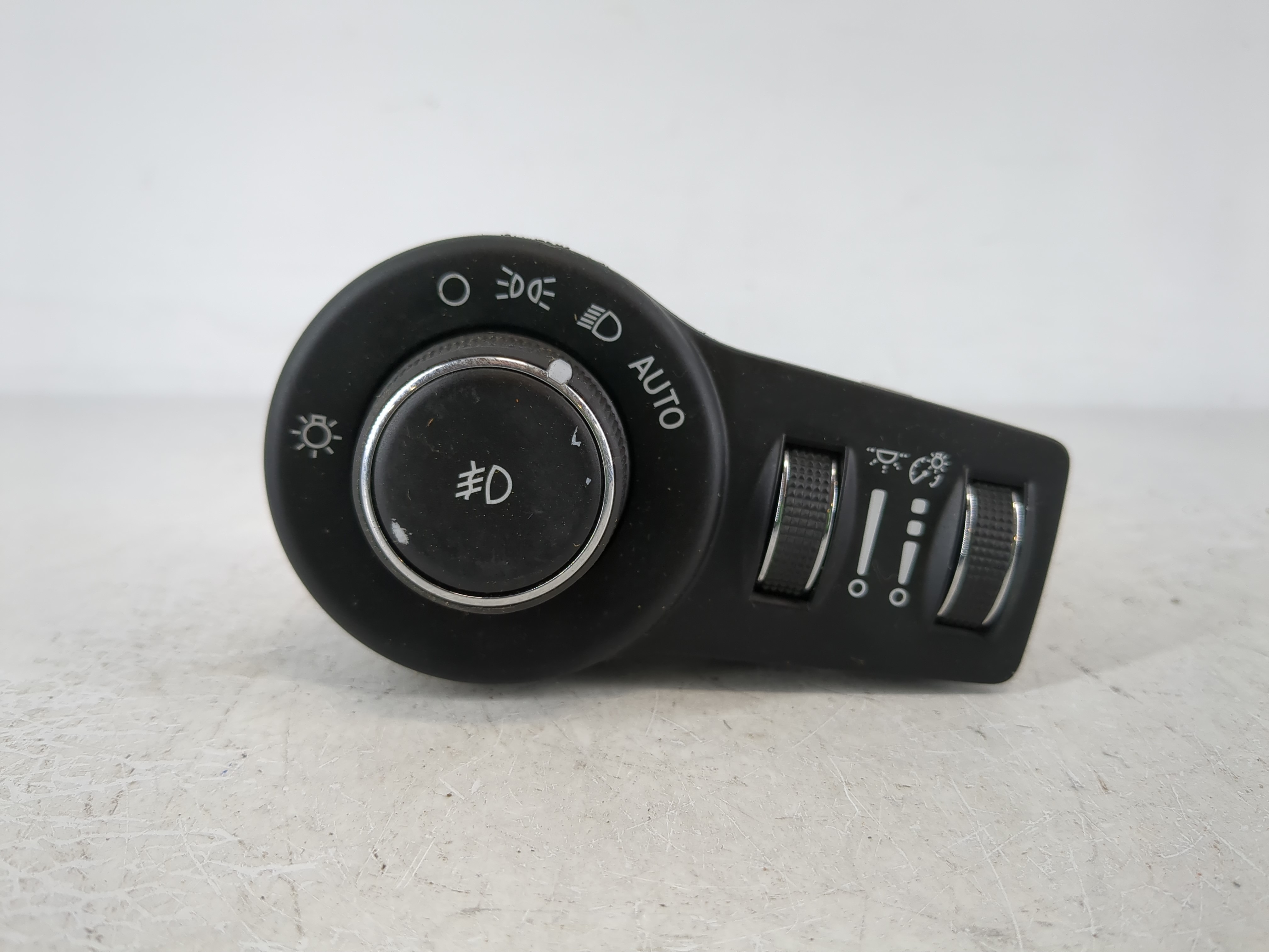 Picture of 2016 Jeep Cherokee Headlight Head Light Switch Lamp Control 1060746