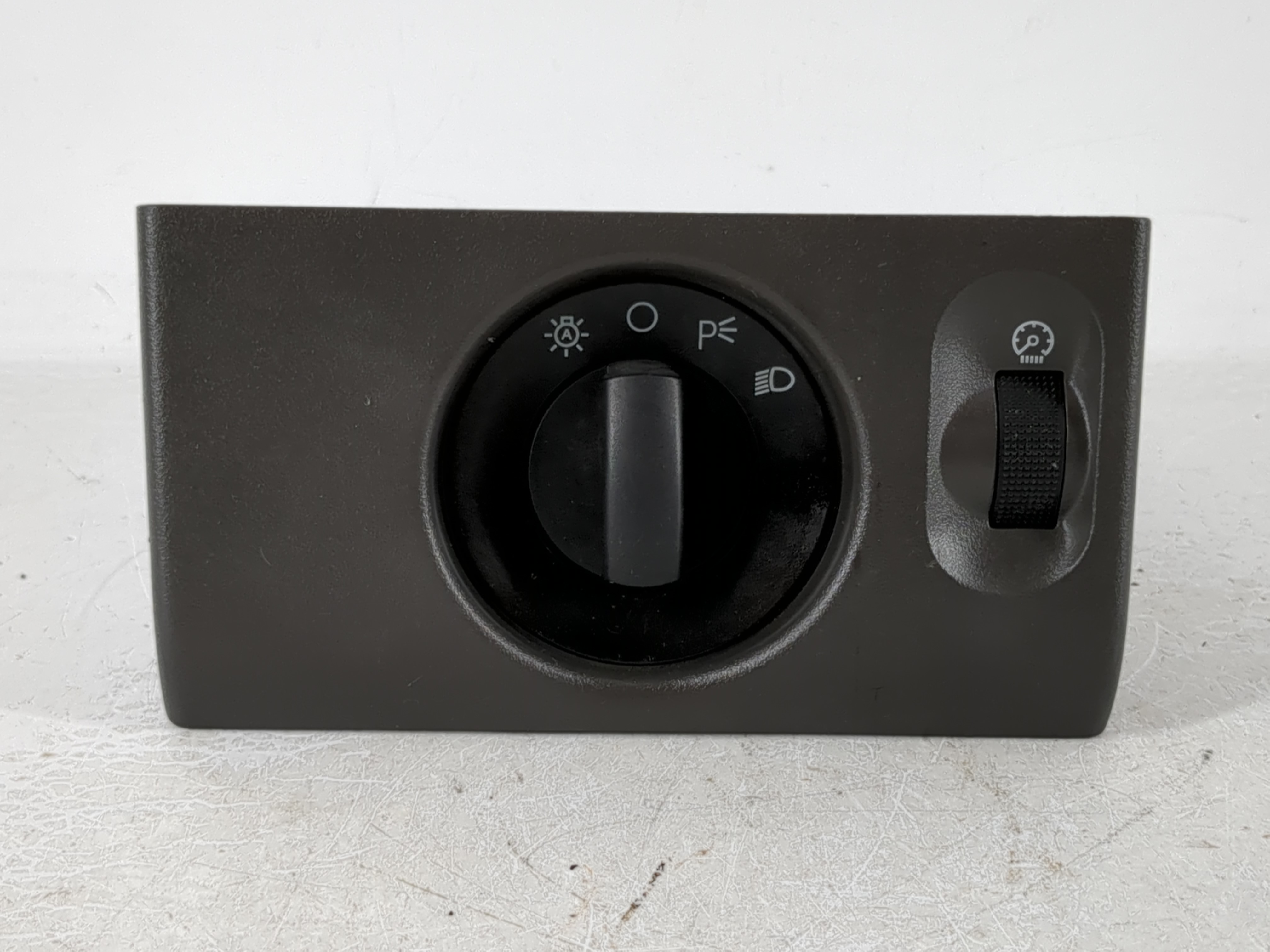 Picture of 2006 Ford F-150 Headlight Head Light Switch Lamp Control 1060770