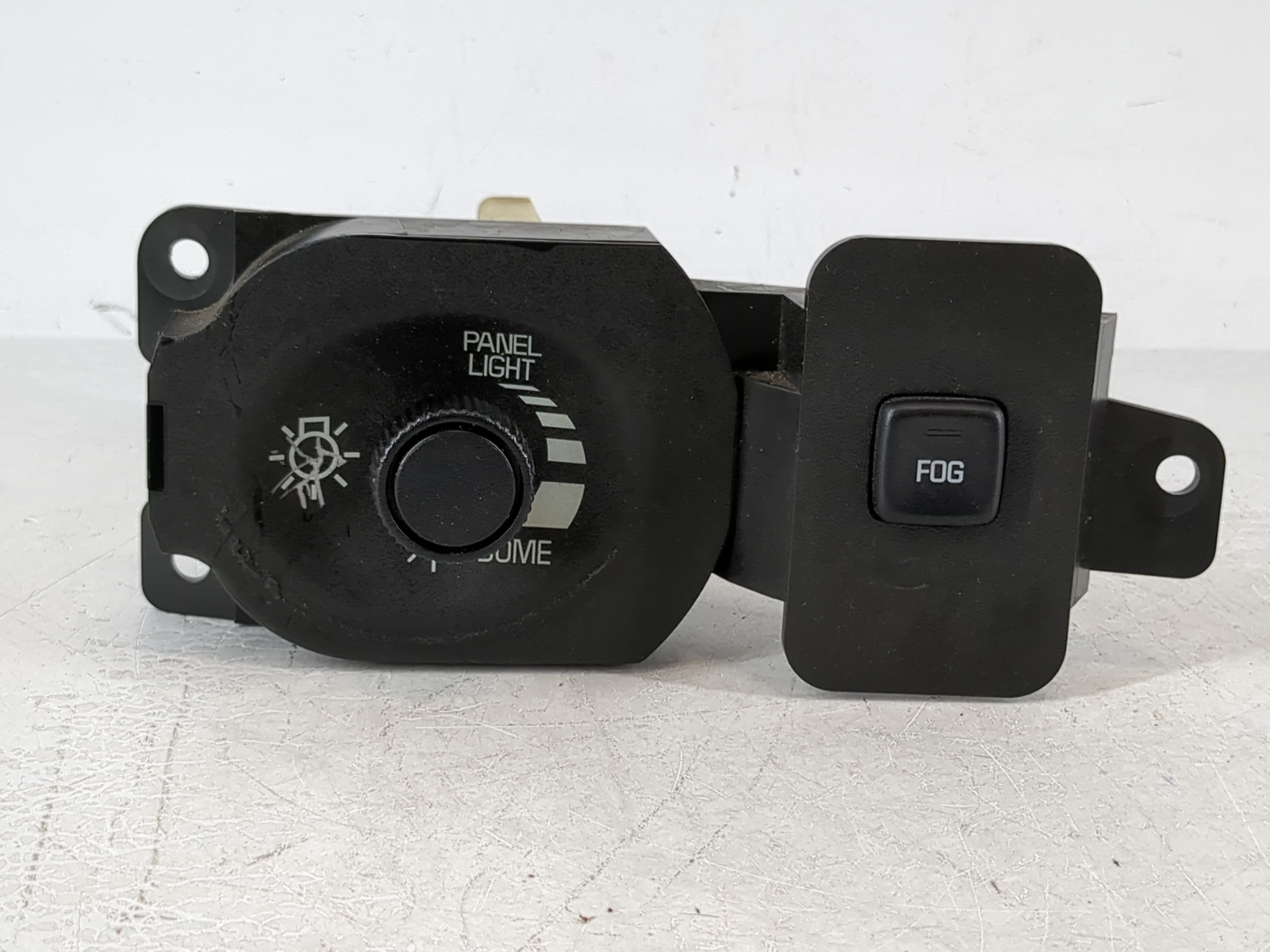 Picture of 2005 Chevrolet Impala Headlight Head Light Switch Lamp Control 1060845