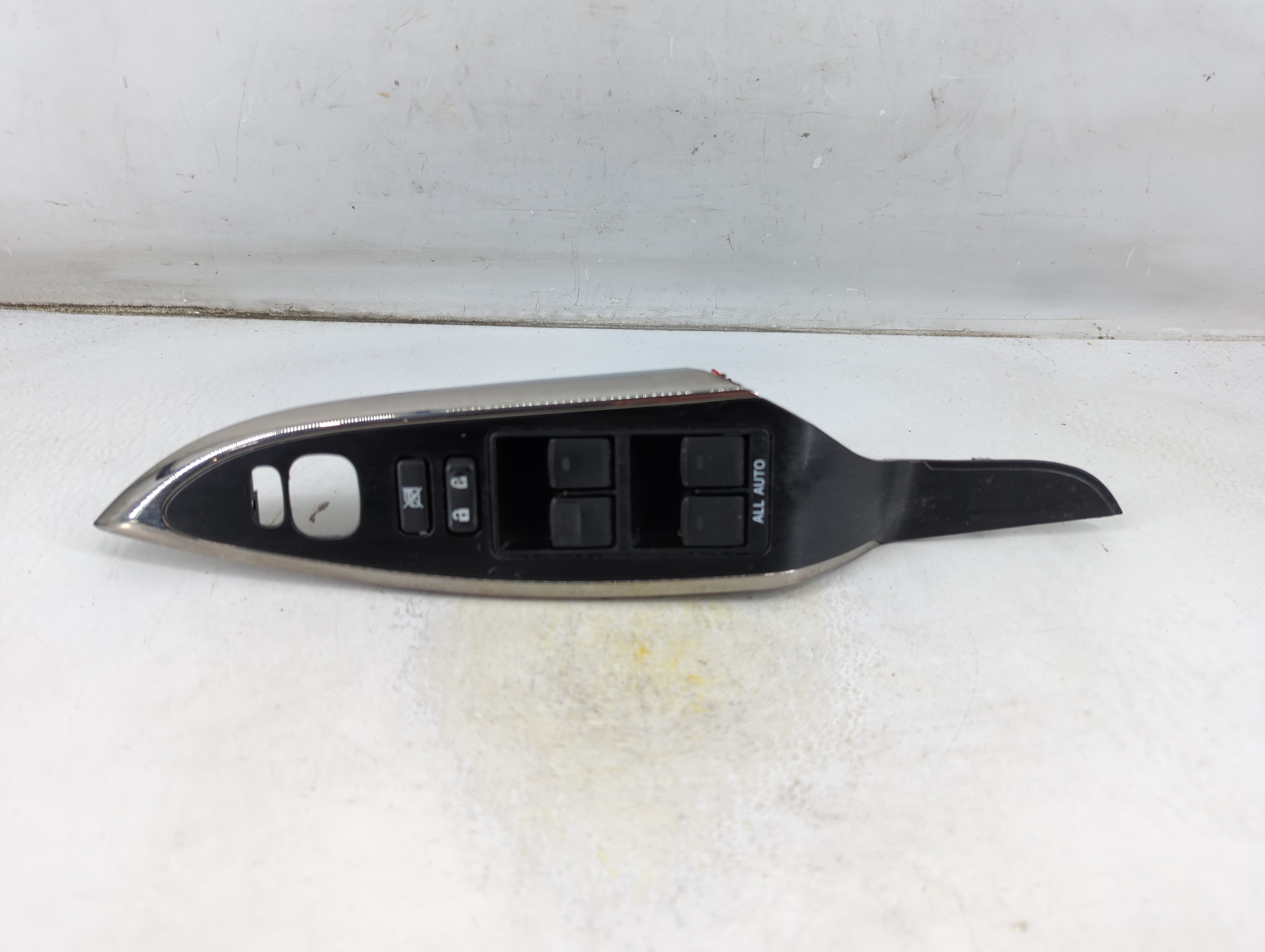 2013-2018 Toyota Avalon Driver Left Door Master Power Window Switch 1060964 - Oemusedautoparts1.com