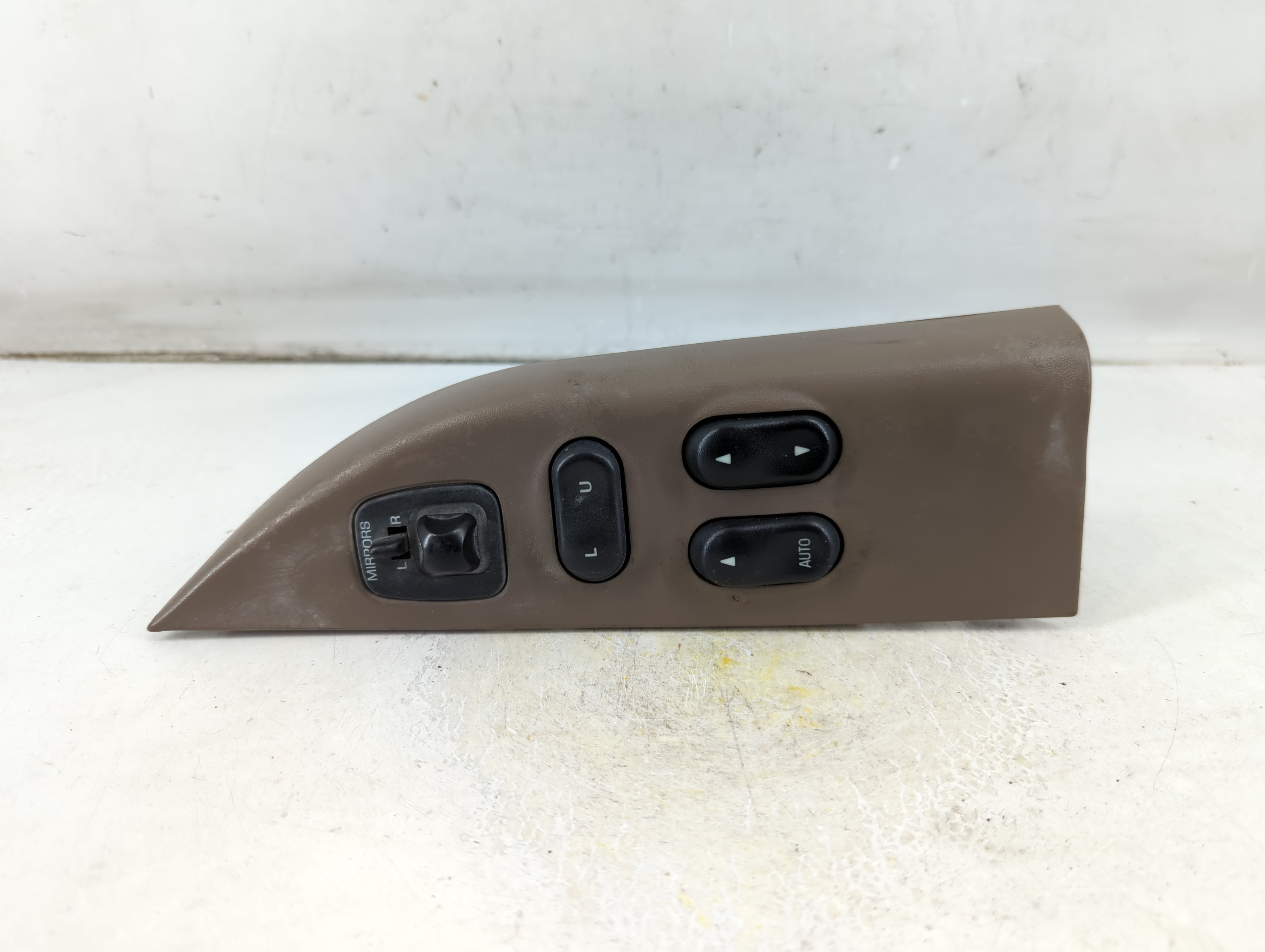 2000-2002 Ford F-150 Driver Left Door Master Power Window Switch 0702a 1060982 - Oemusedautoparts1.com