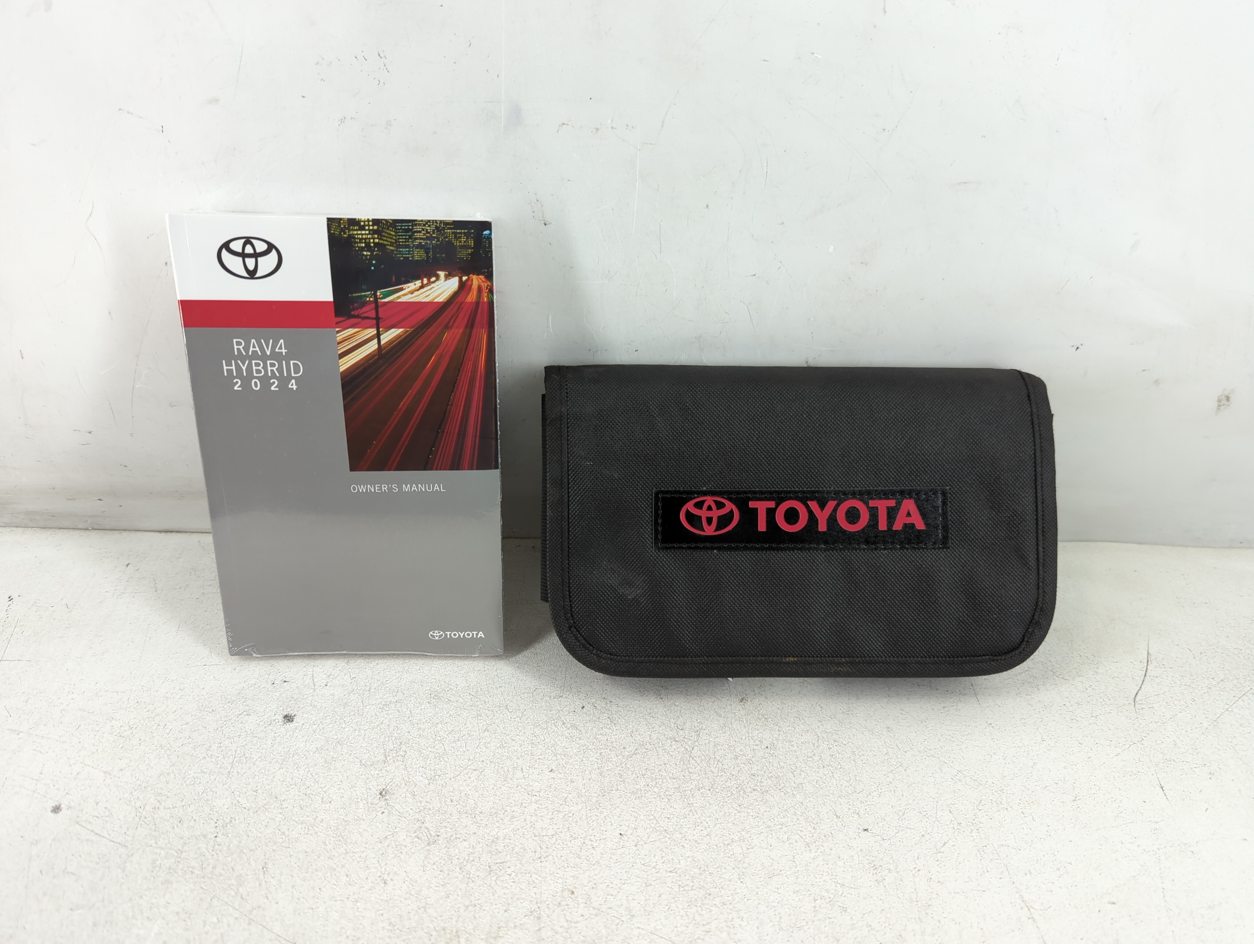Picture of 2024 Toyota Rav4 Owners Manual Book Guide 1060985