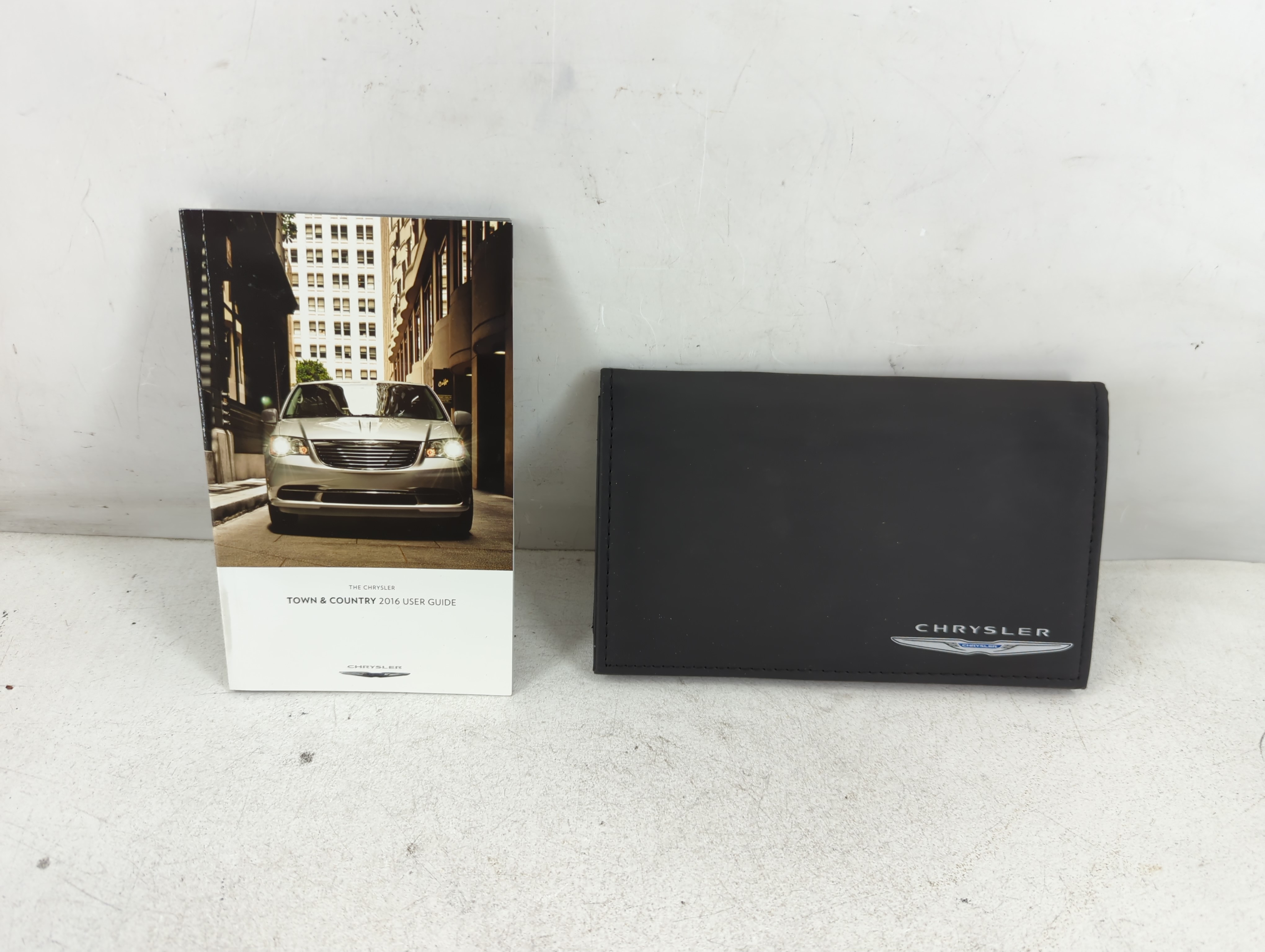 2016 Chrysler Town & Country Owners Manual Book Guide 1060992 - Oemusedautoparts1.com