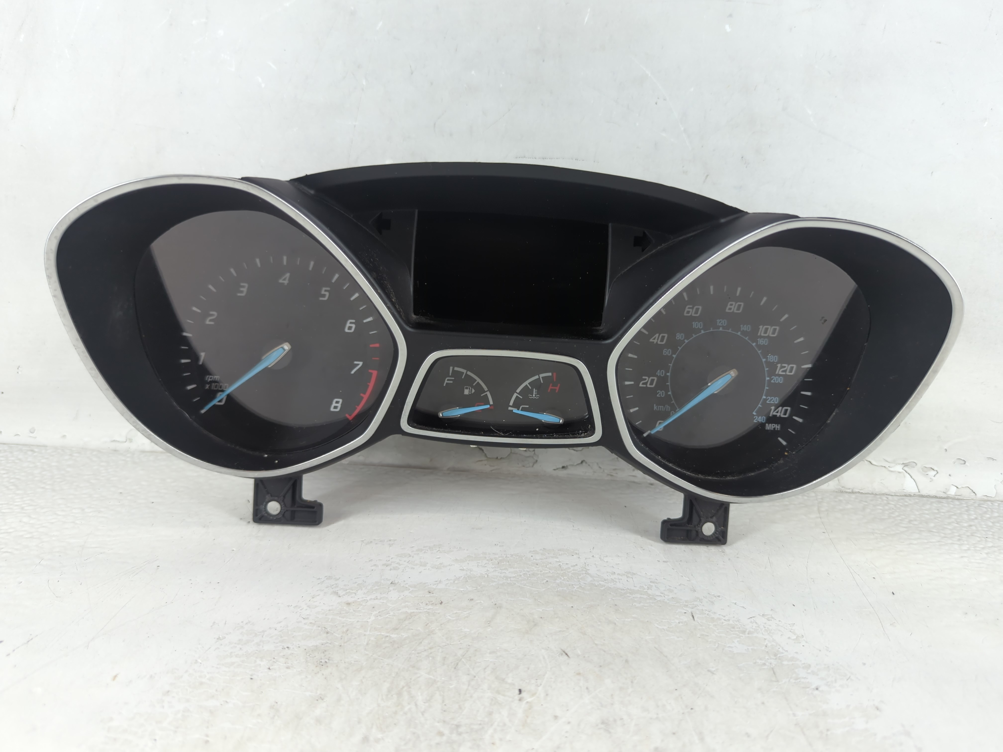2016-2016 Ford Escape Speedometer Instrument Cluster Gauges 1061003 - Oemusedautoparts1.com