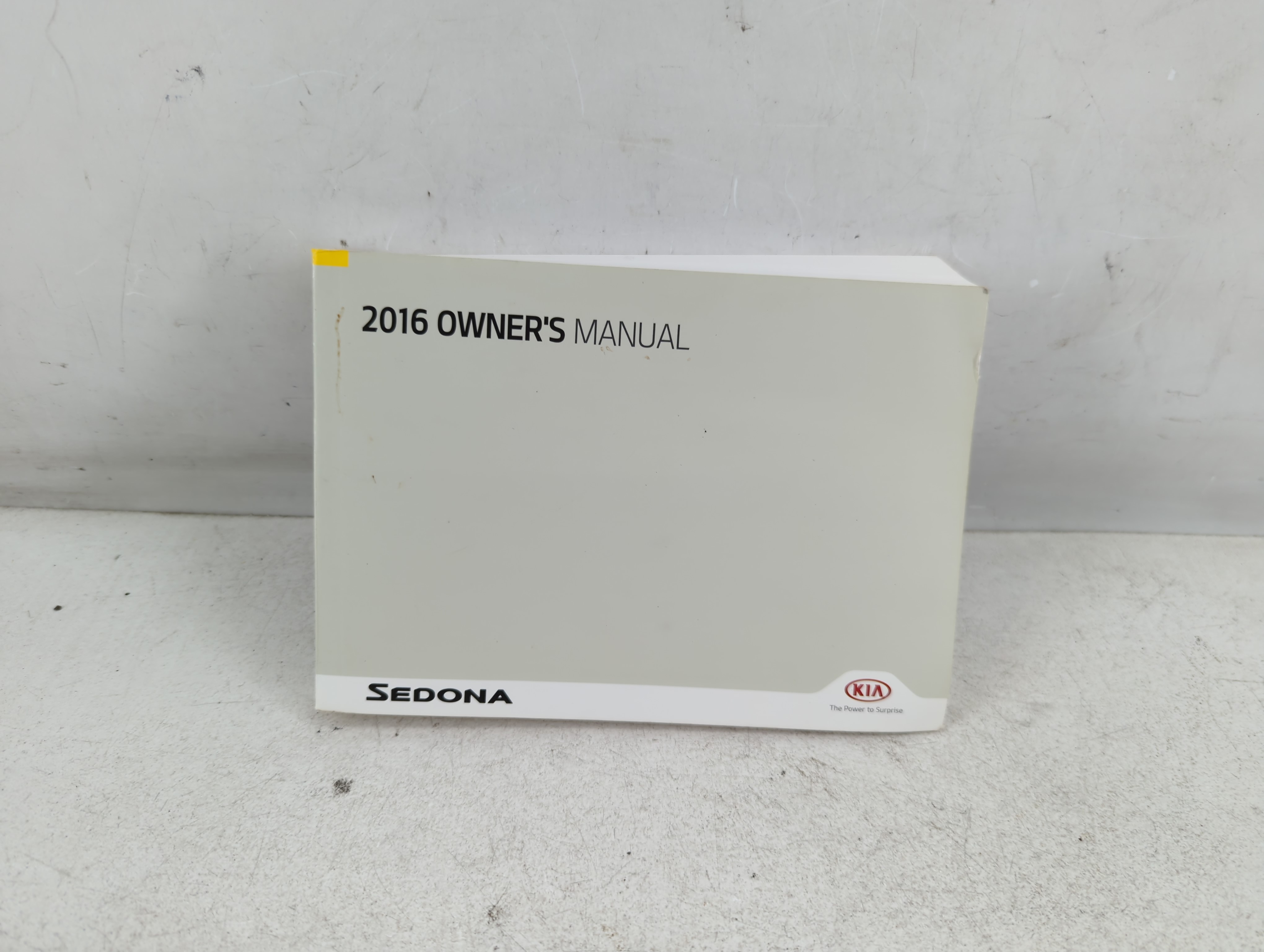Picture of 2016 Kia Sedona Owners Manual Book Guide 1061018