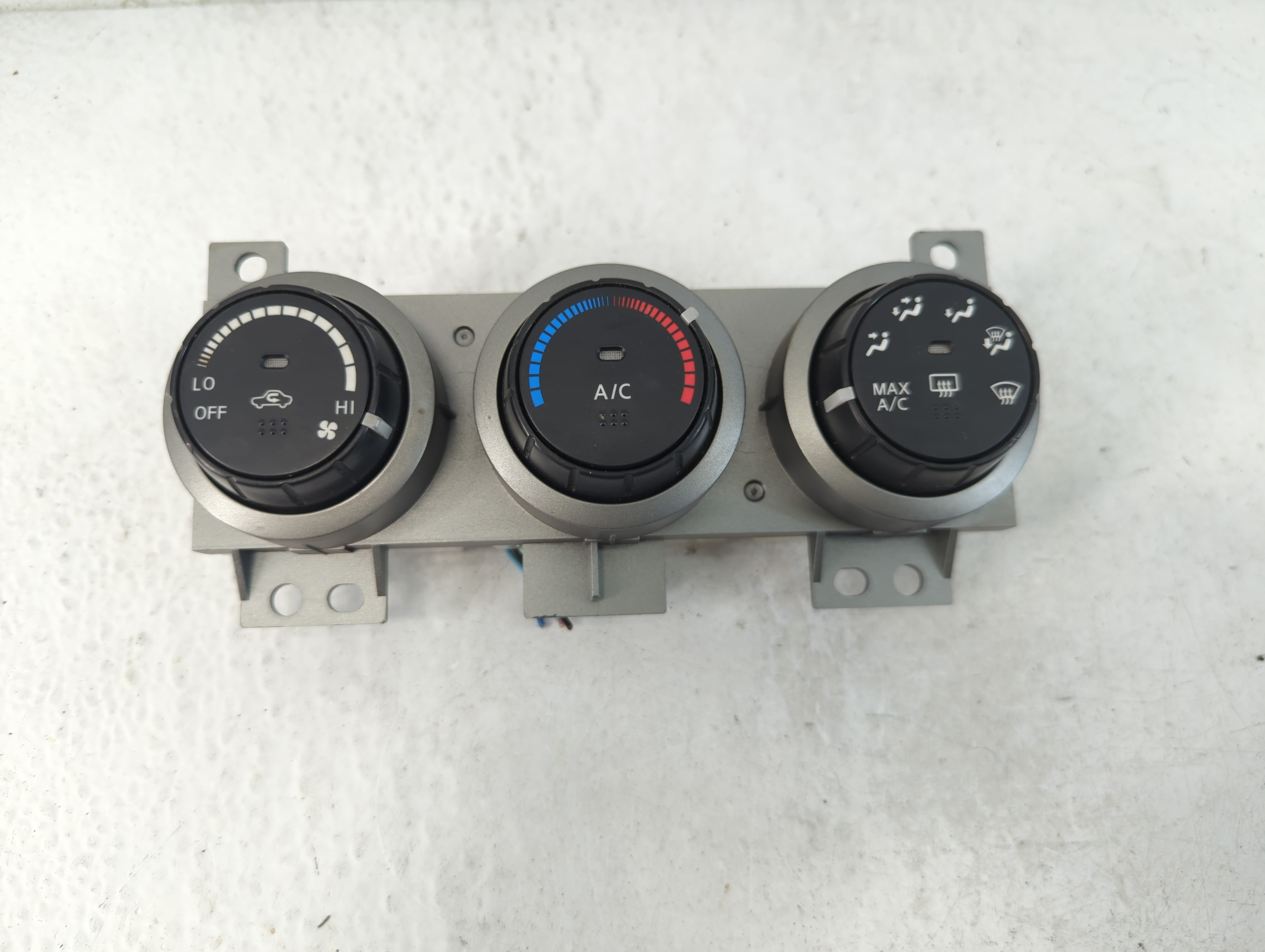 2014-2016 Nissan Rogue Ac Heater Climate Control 27500 1vl0a 1061078 - Oemusedautoparts1.com