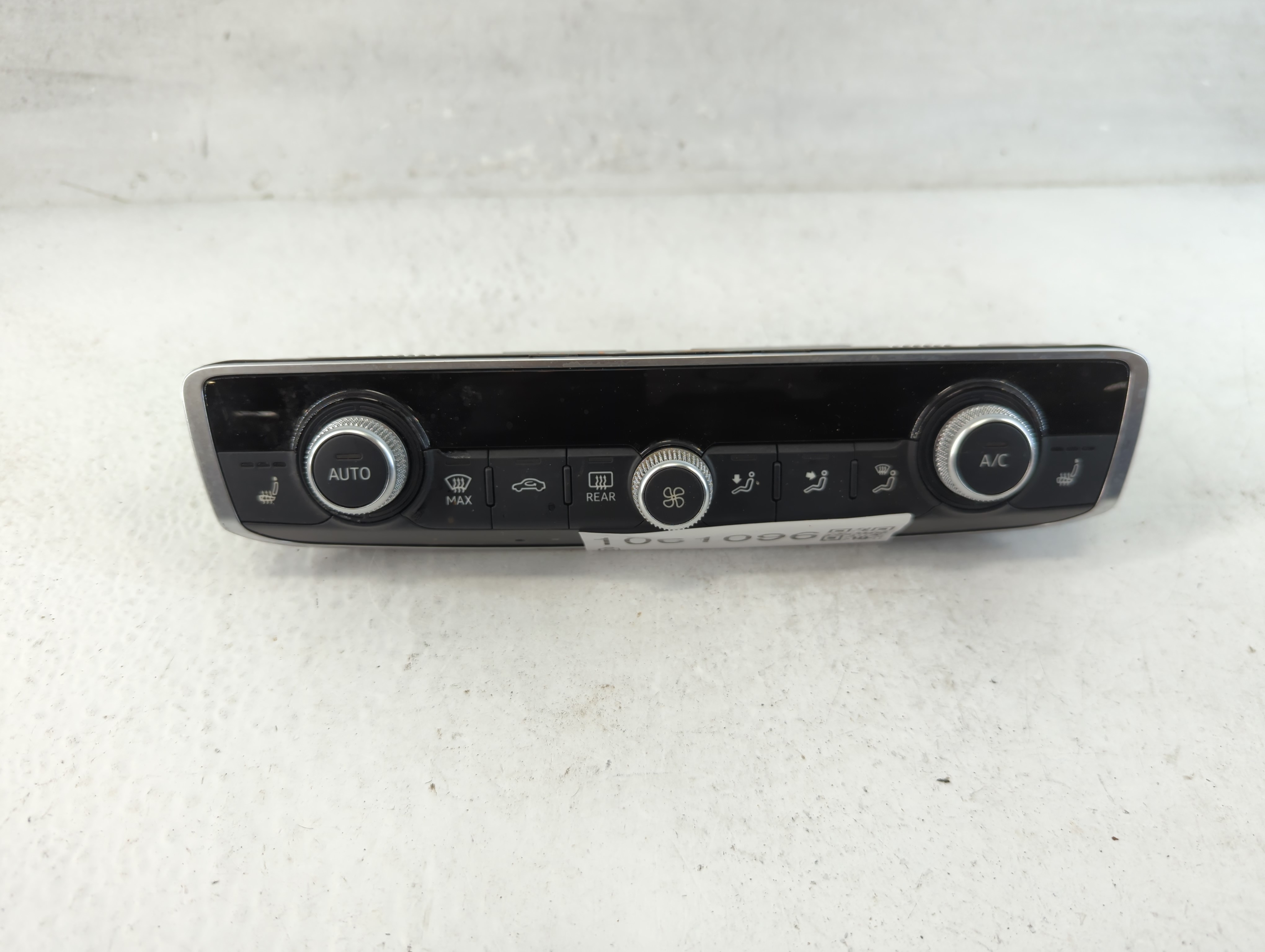 2017 Audi A3 Ac Heater Climate Control 8v0 820 043 Q 1061096 - Oemusedautoparts1.com