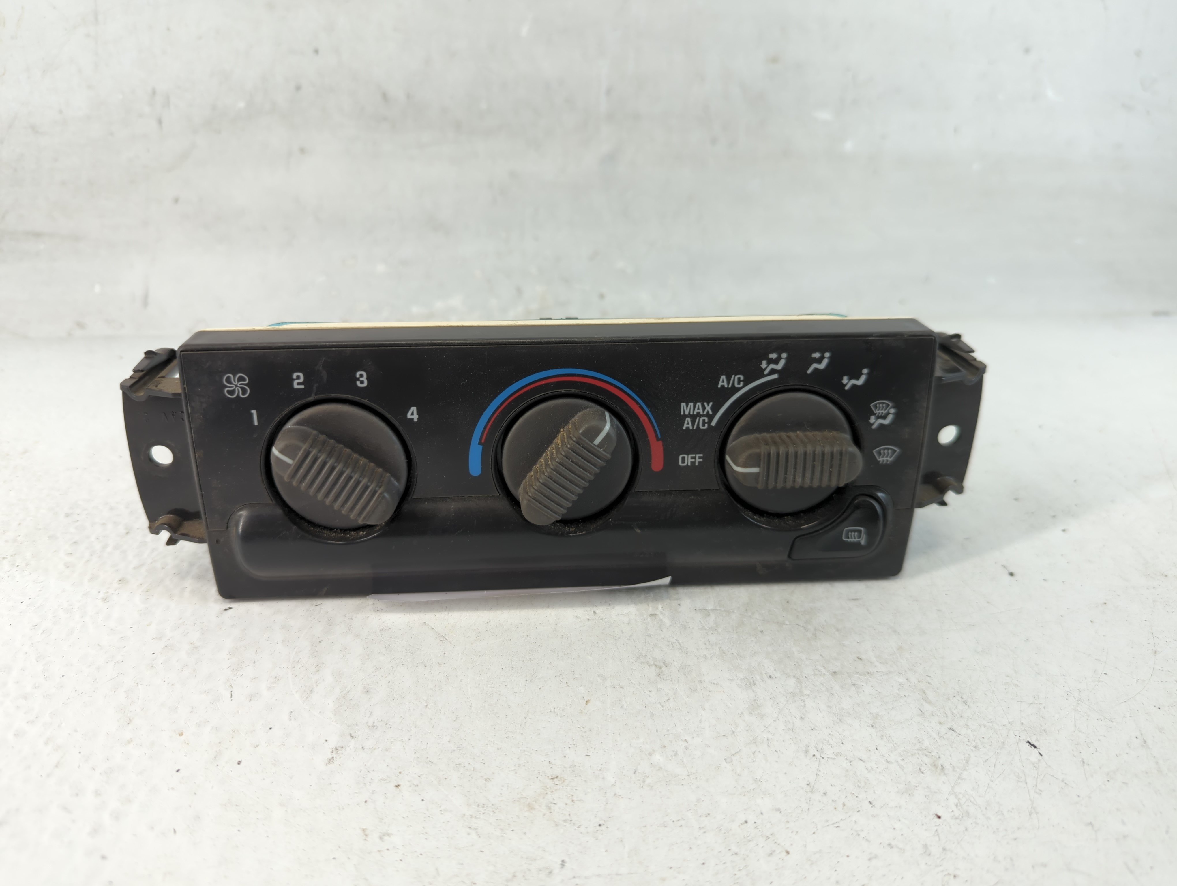 Picture of Gmc S15 Ac Heater Climate Control 150989653080 1061109