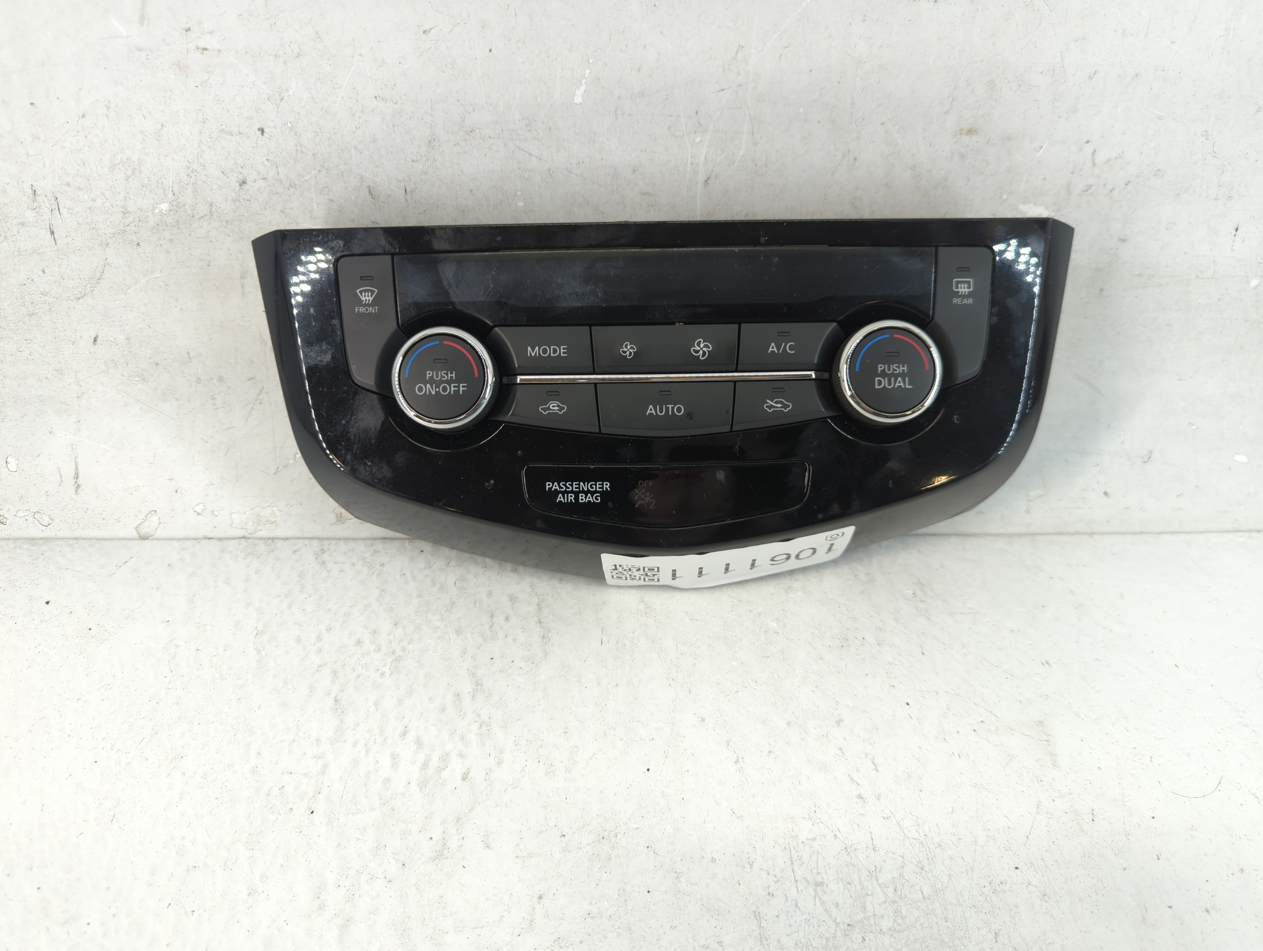 2014-2016 Nissan Rogue Ac Heater Climate Control 27500 4ba0a 1061111 - Oemusedautoparts1.com