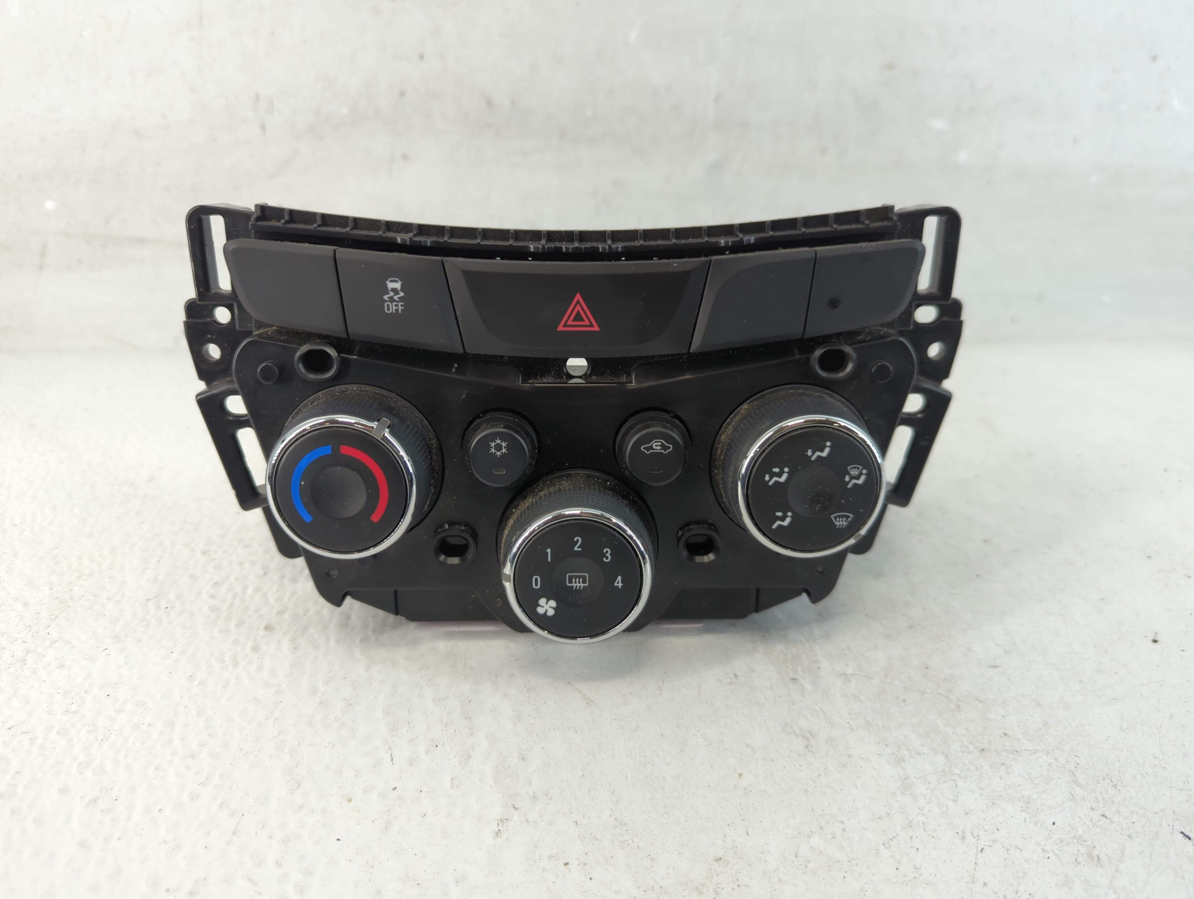 2017-2021 Chevrolet Trax Ac Heater Climate Control 42521436 1061133 - Oemusedautoparts1.com