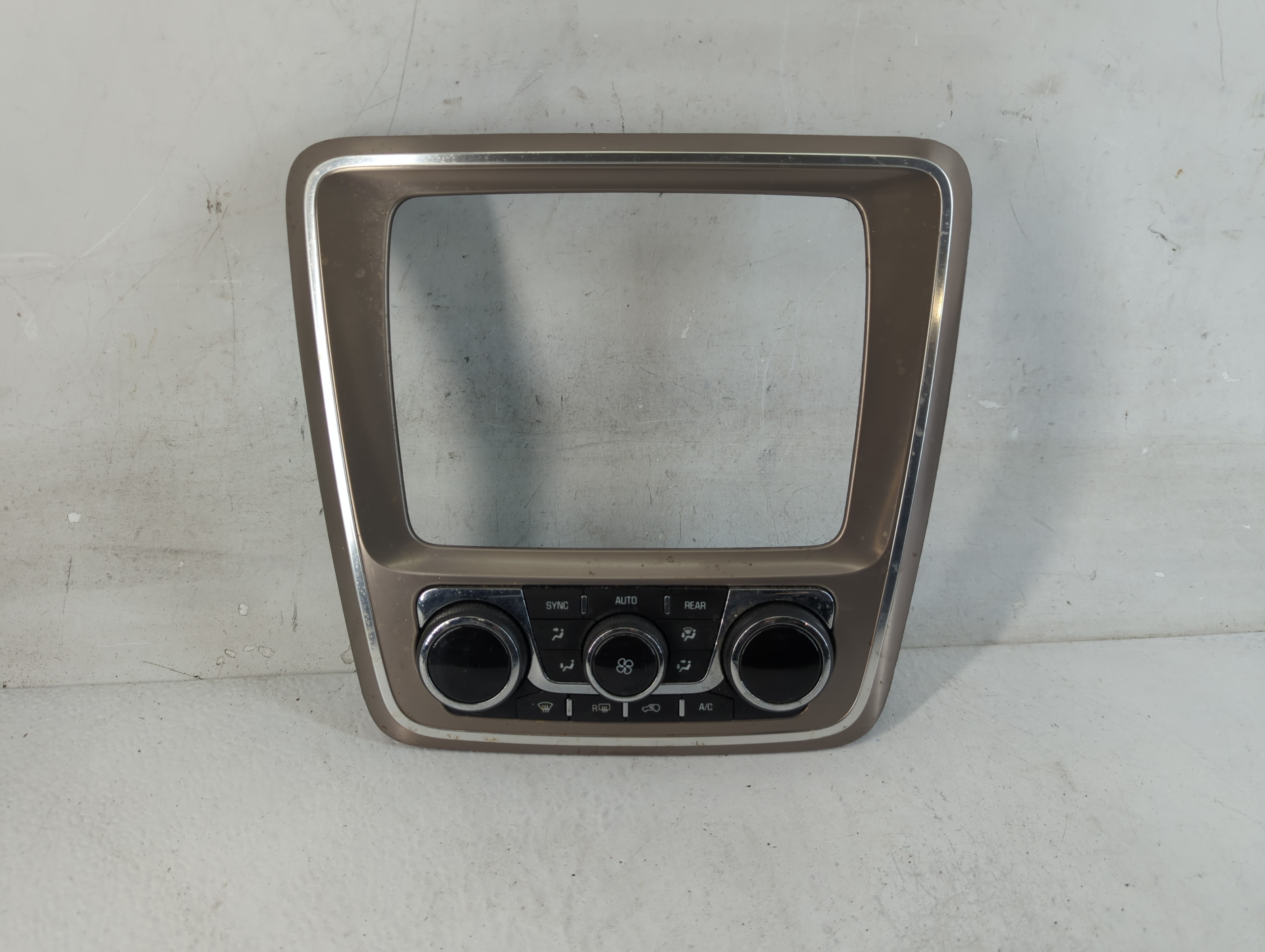 2013-2017 Gmc Acadia Ac Heater Climate Control 23158334 1061154 - Oemusedautoparts1.com