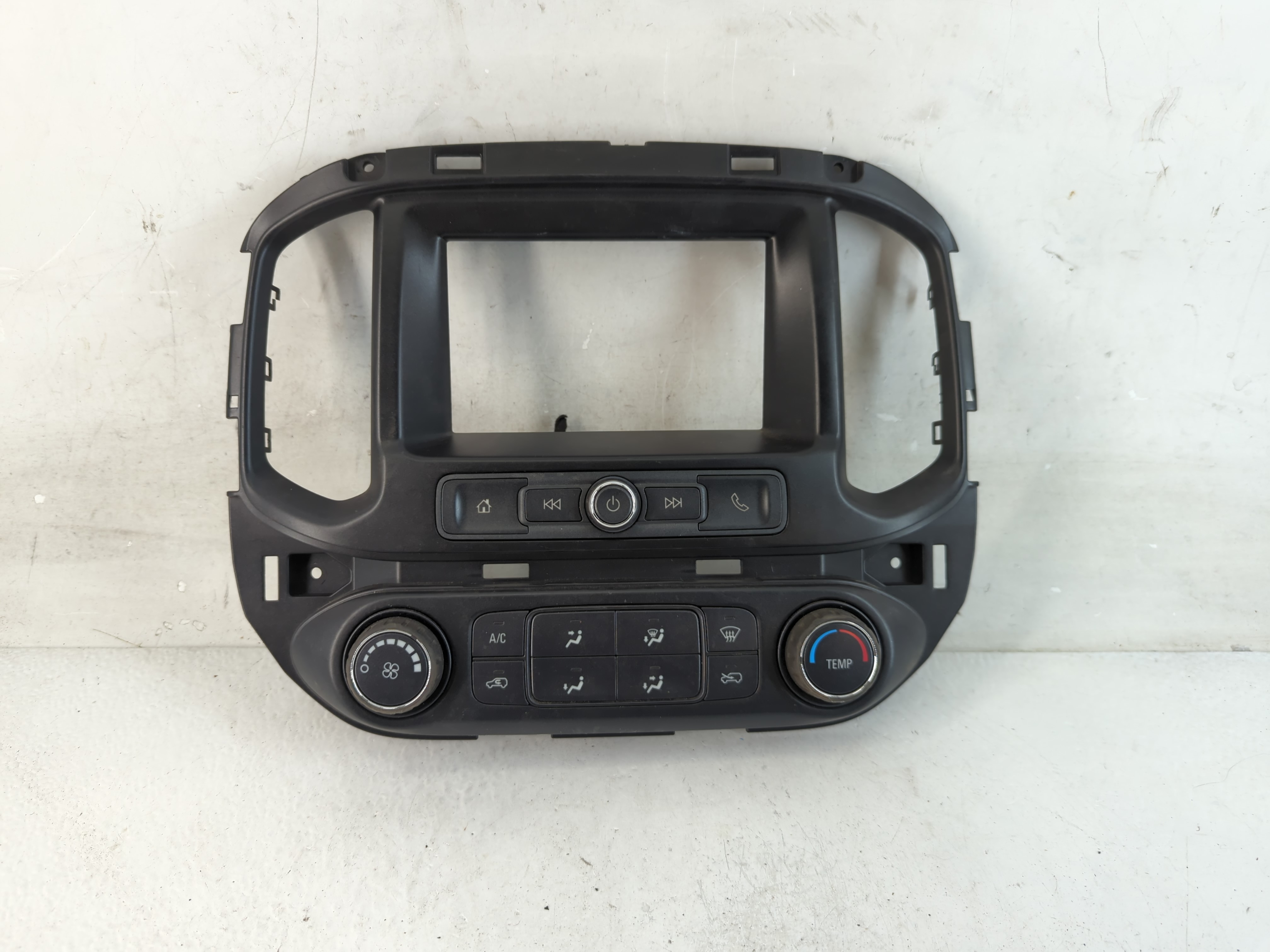 2015-2022 Chevrolet Colorado Ac Heater Climate Control 84491777 1061178 - Oemusedautoparts1.com