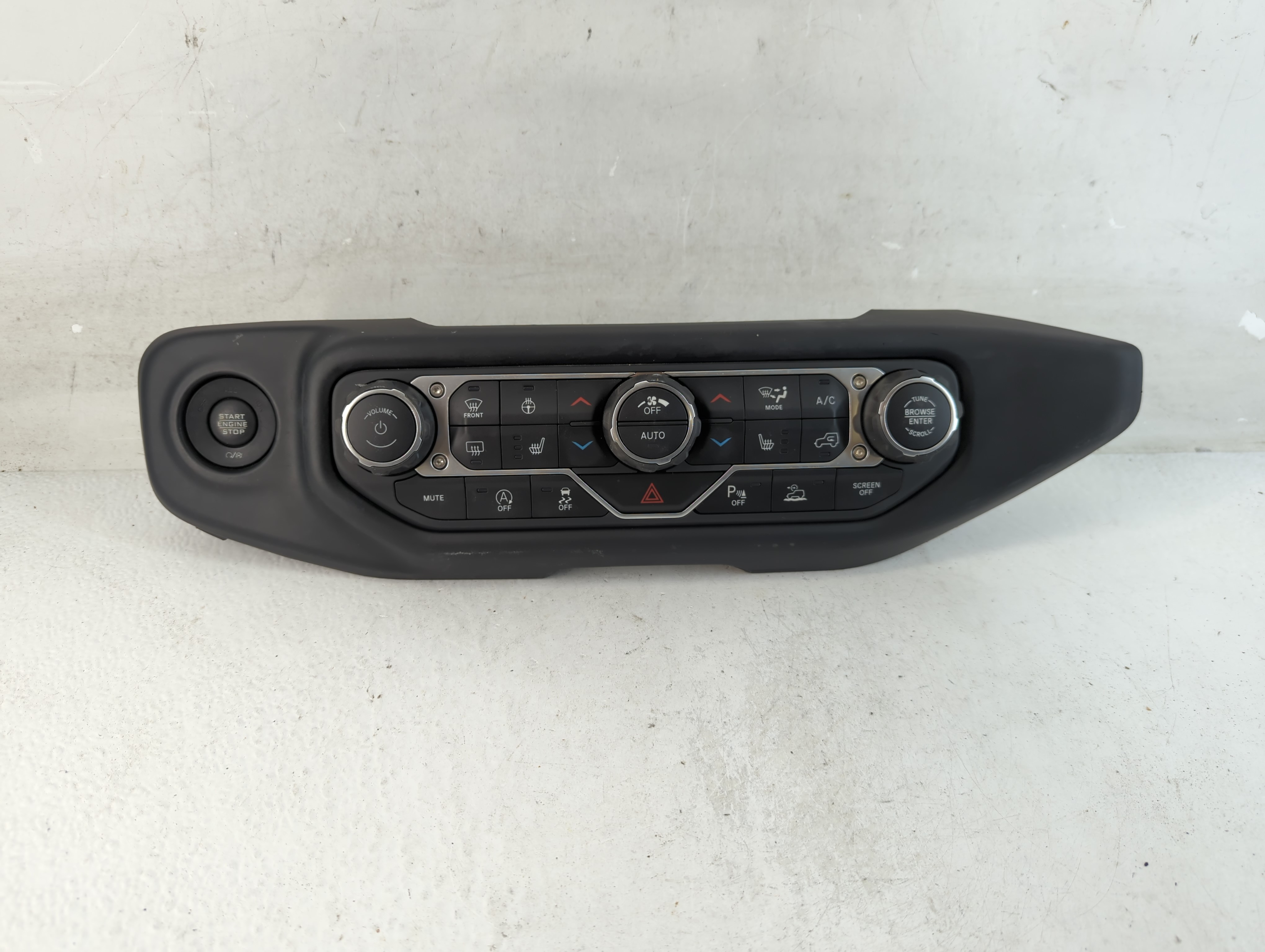 2021-2022 Chrysler Pacifica Ac Heater Climate Control P7bu53dx9aa 1061183 - Oemusedautoparts1.com