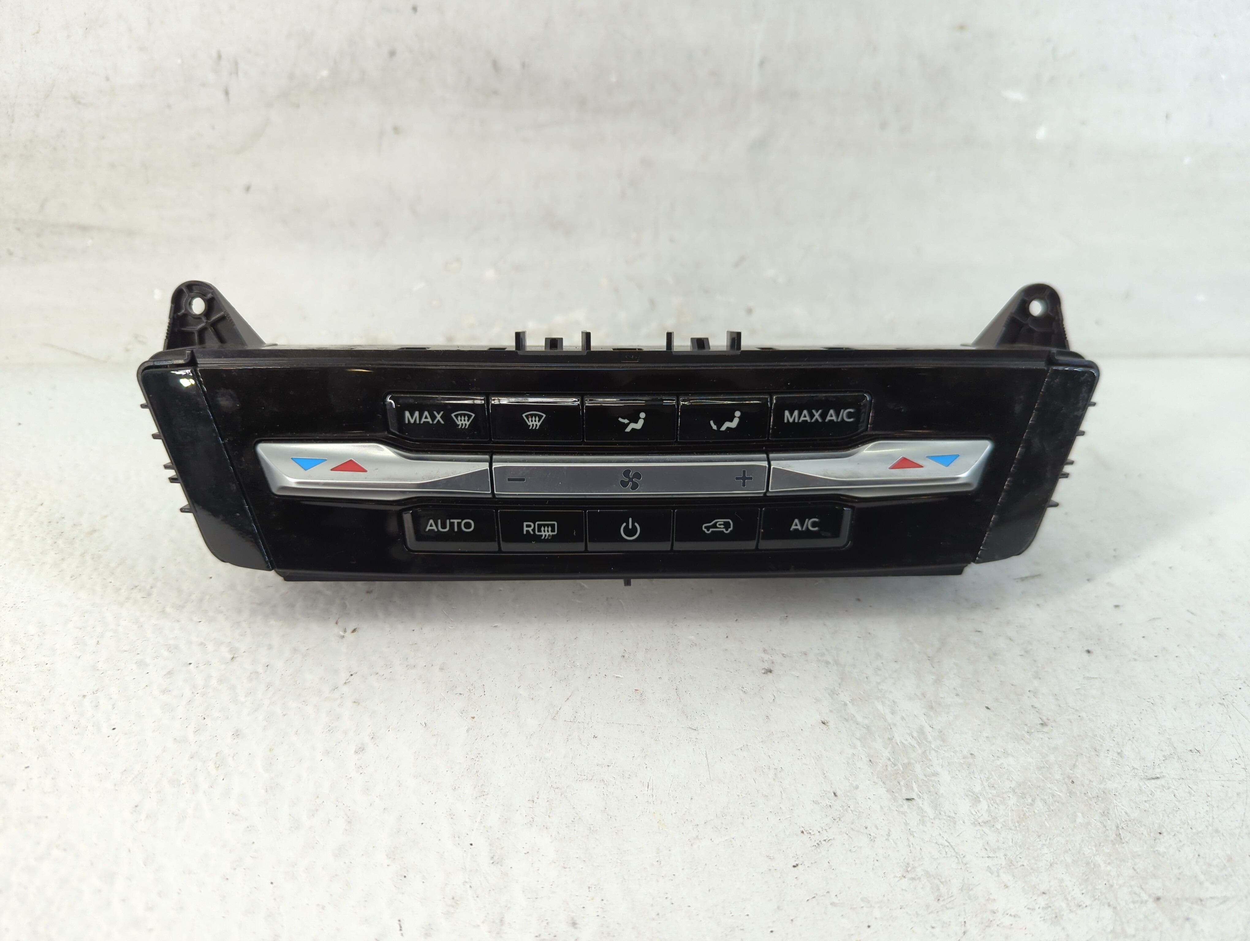 2021 Ford Explorer Ac Heater Climate Control Lb5t-18c612-hg 1061191 - Oemusedautoparts1.com