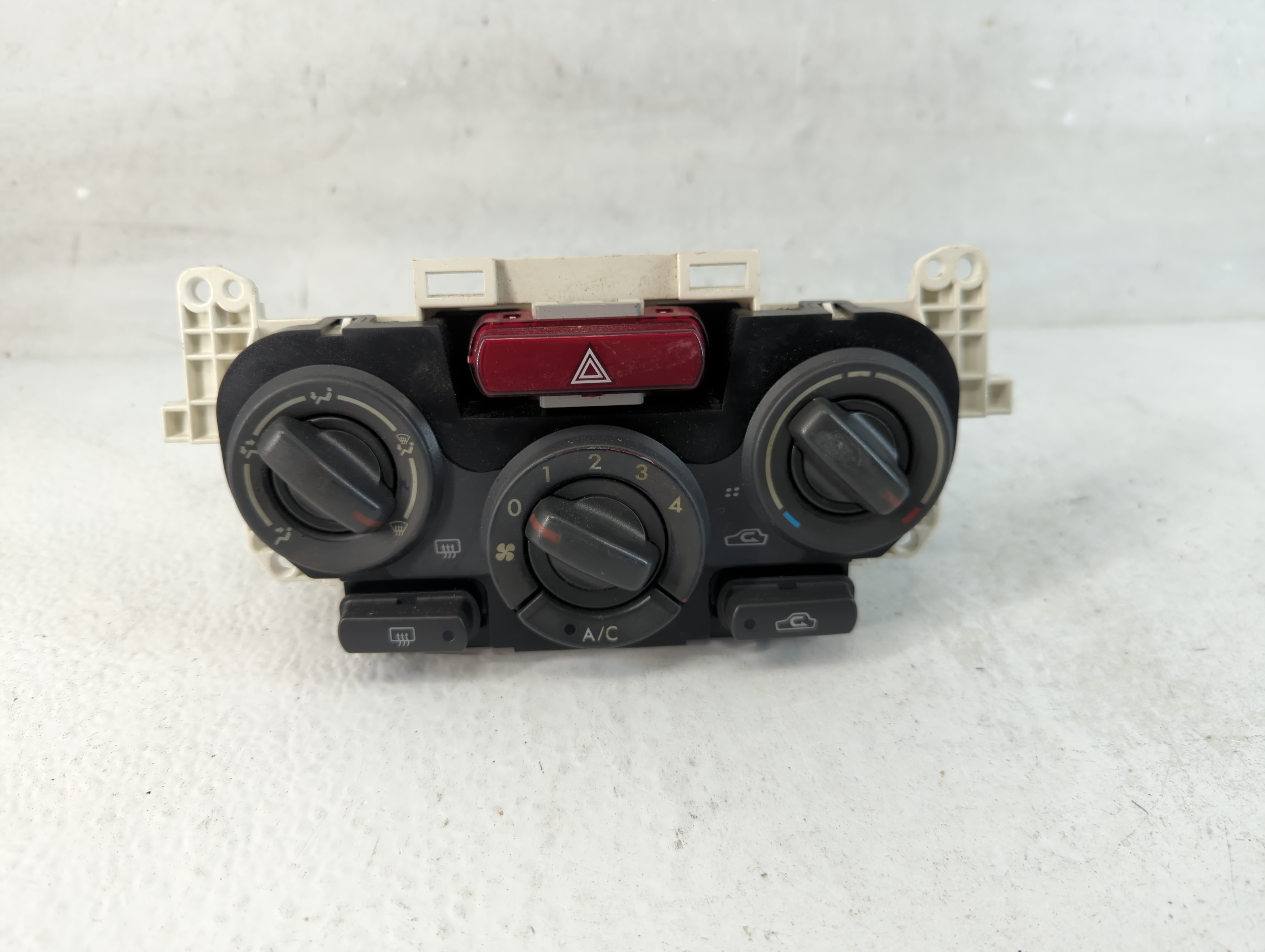 Picture of 2012 Subaru Forester Ac Heater Climate Control 72311sc011 1061215