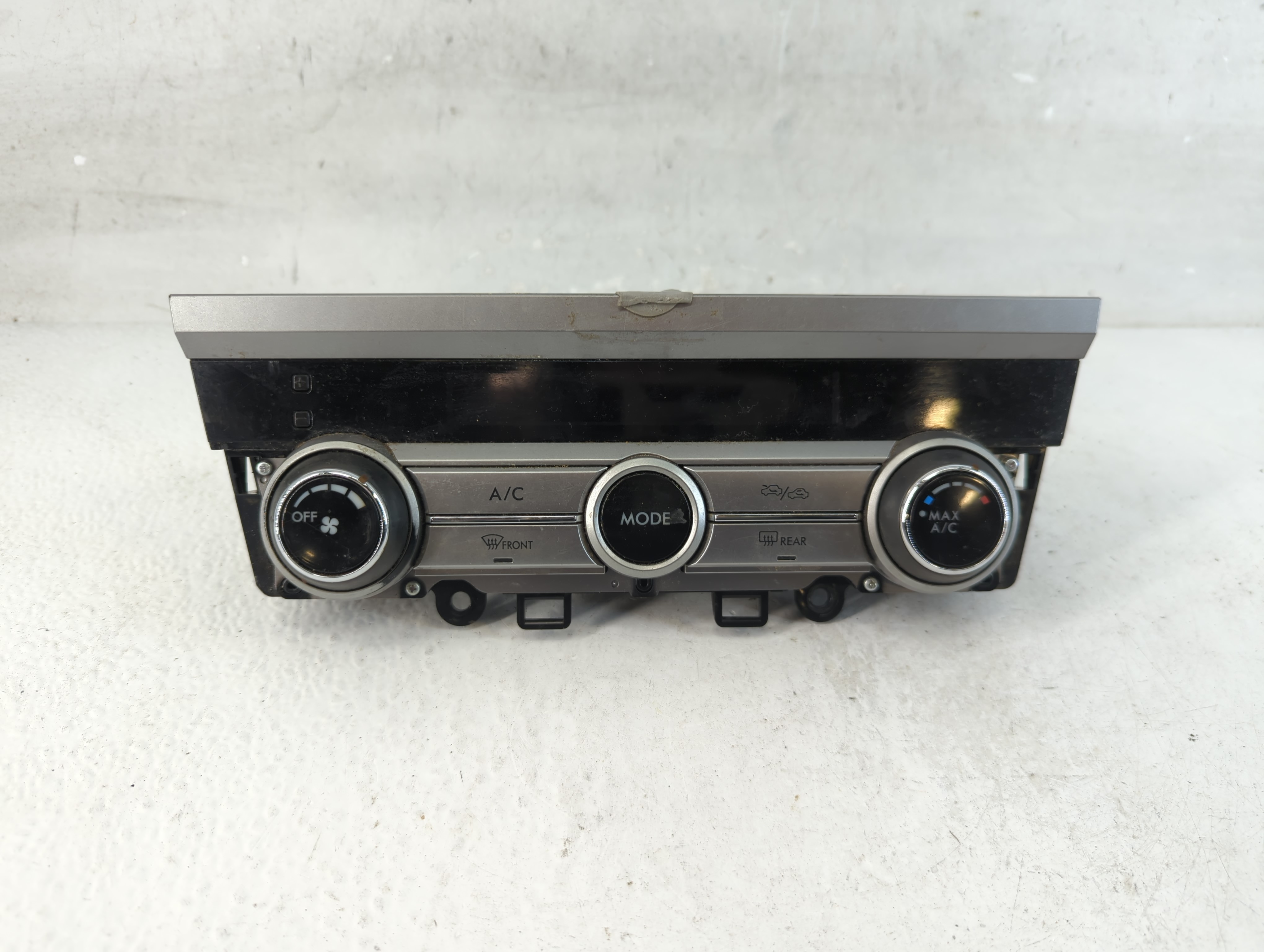 2015-2017 Subaru Legacy Ac Heater Climate Control 72311al20a 1061216 - Oemusedautoparts1.com