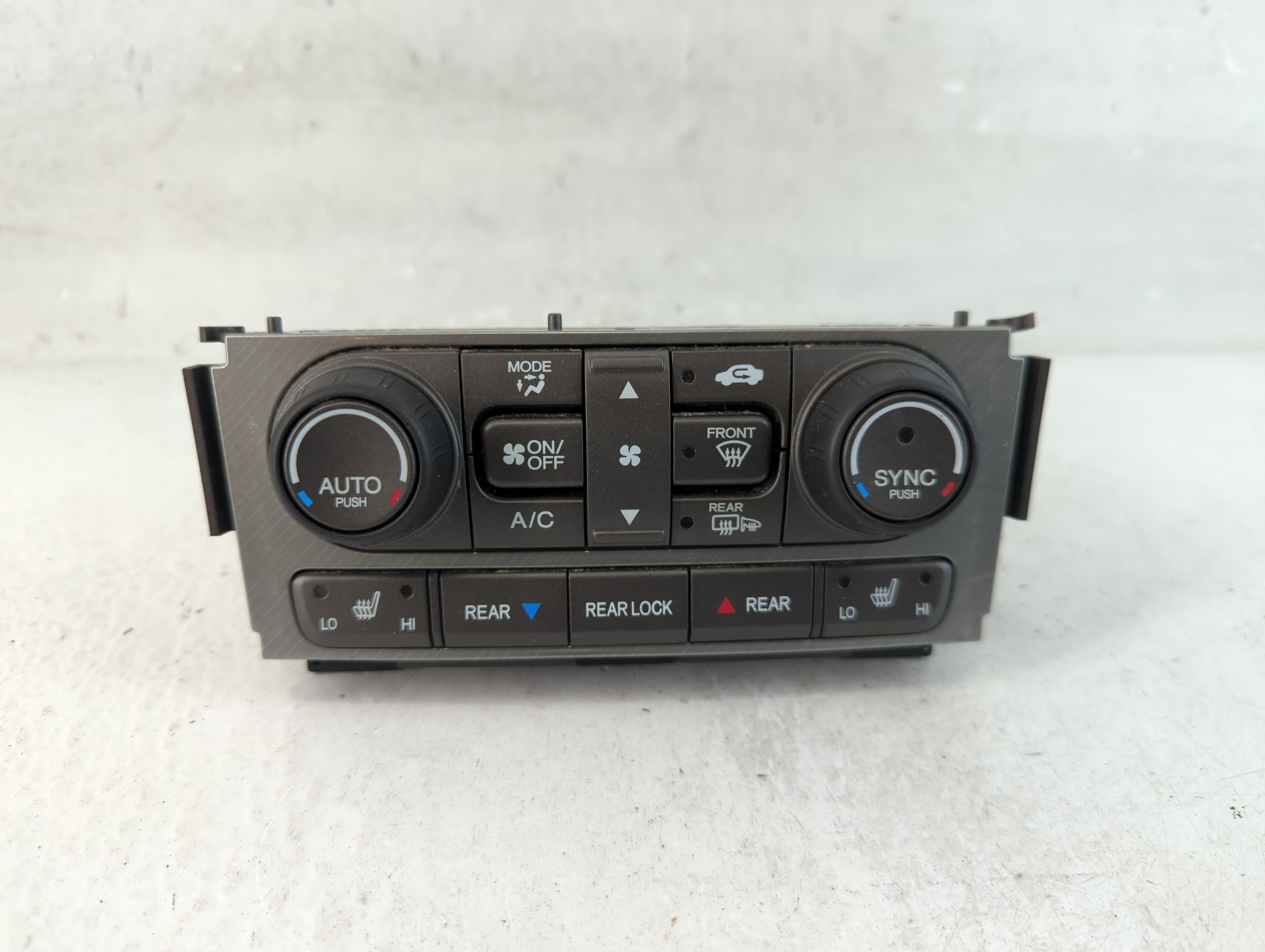Honda Pilot Ac Heater Climate Control 79600szaa110m1 1061225 - Oemusedautoparts1.com