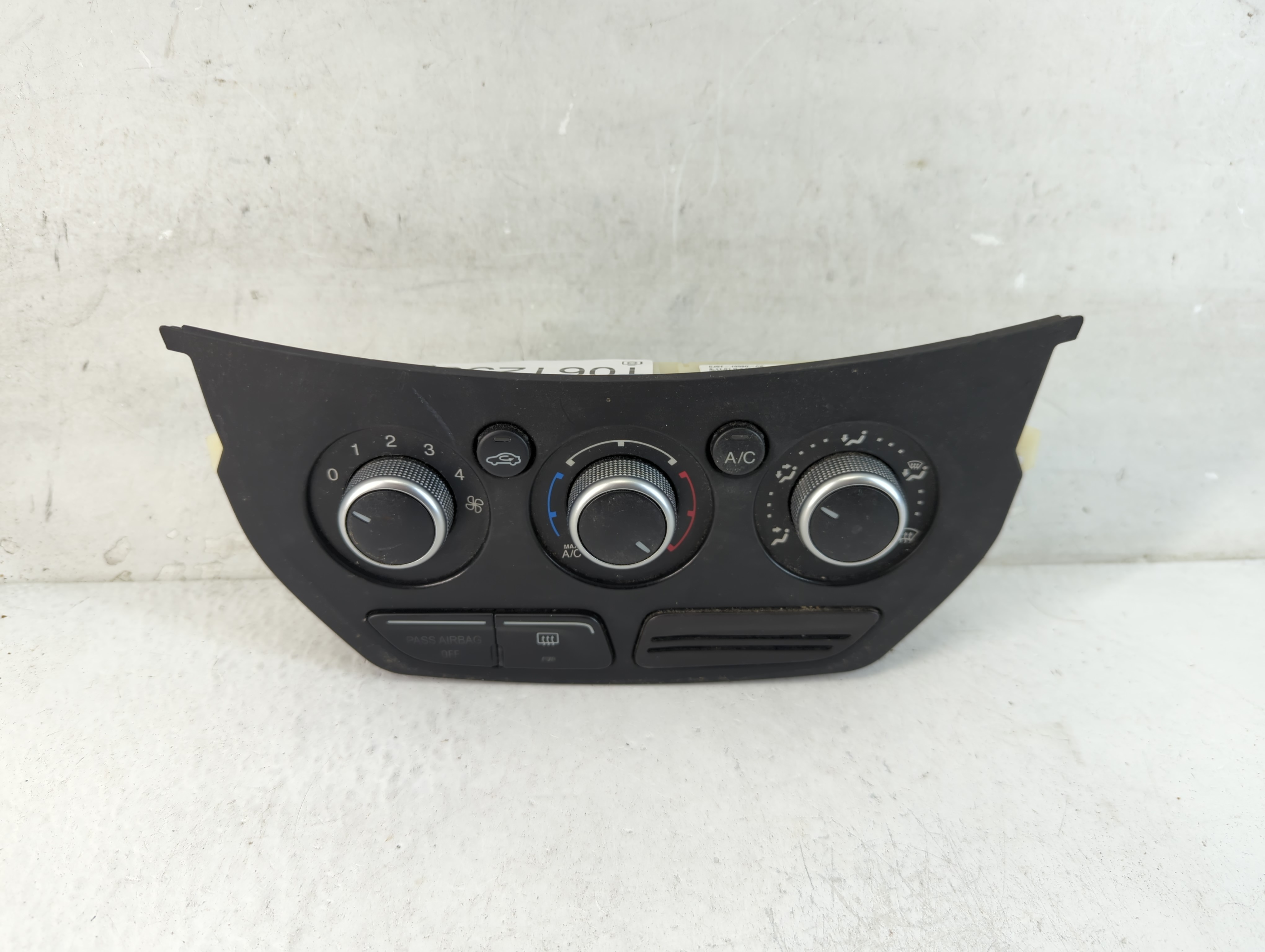 2013-2016 Ford Escape Ac Heater Climate Control Cj5t-19980-ck 1061250 - Oemusedautoparts1.com