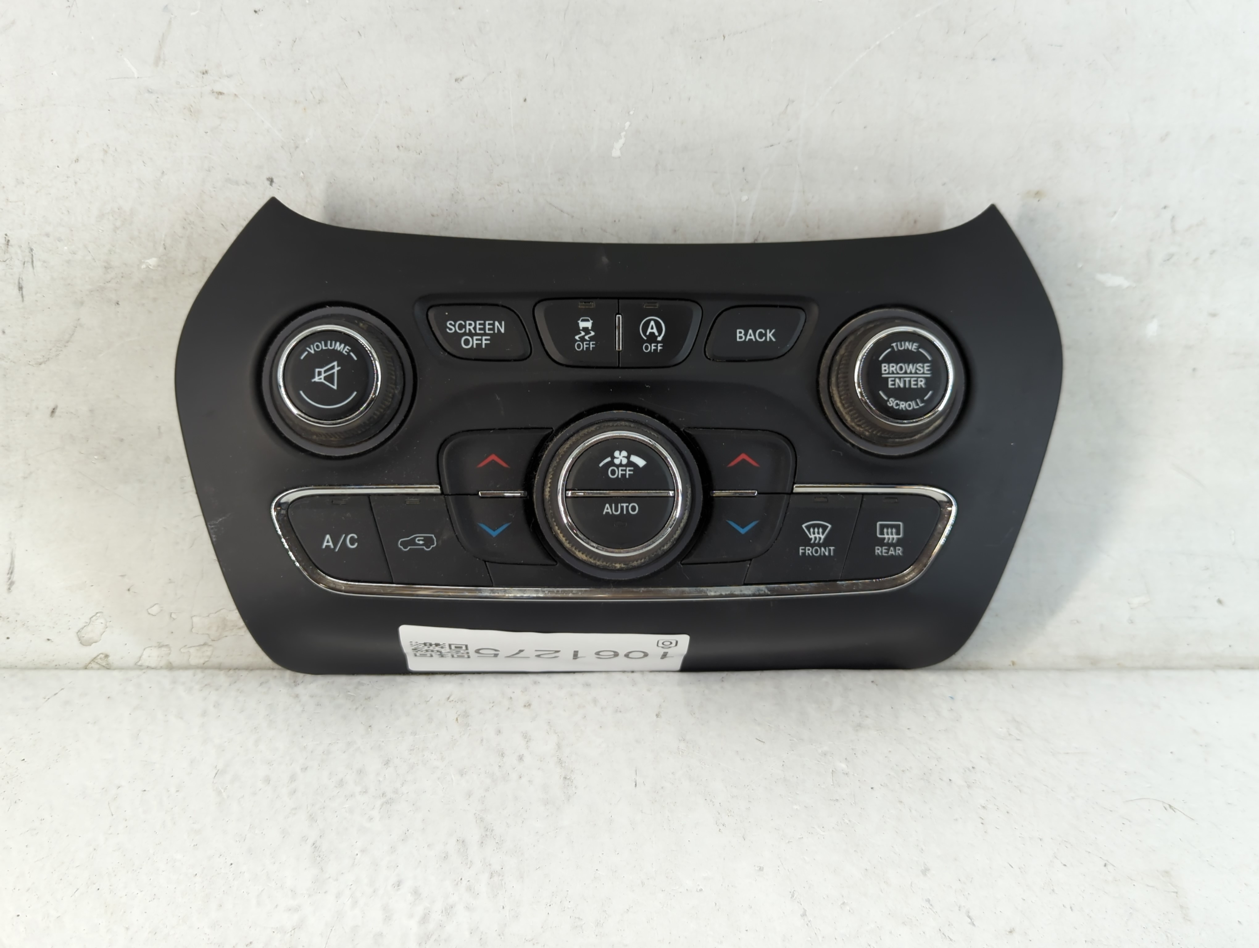 2015-2018 Jeep Cherokee Ac Heater Climate Control 68293527aa|68249522ab 1061275 - Oemusedautoparts1.com