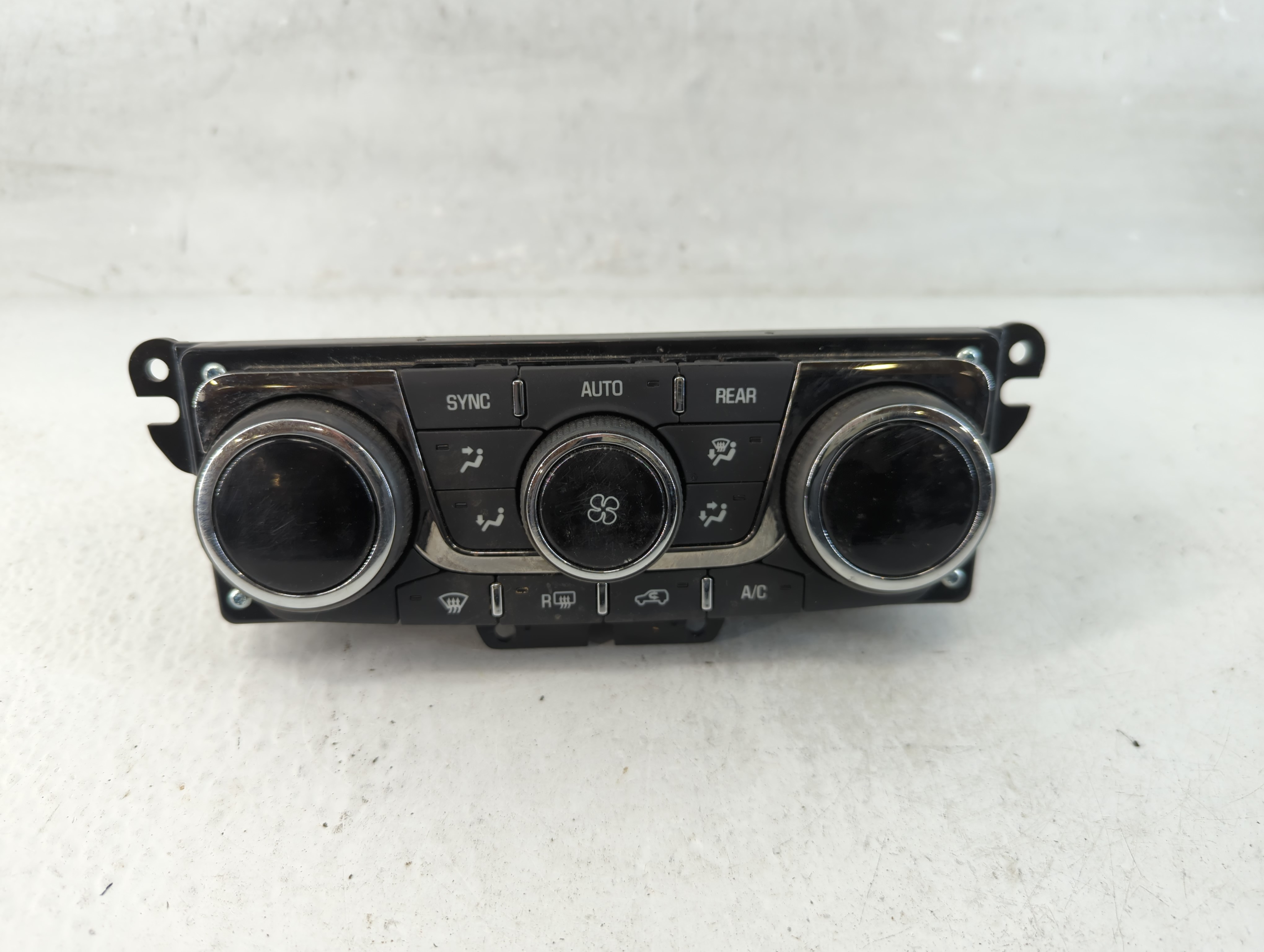 2013-2017 Buick Enclave Ac Heater Climate Control 23158335 1061280 - Oemusedautoparts1.com