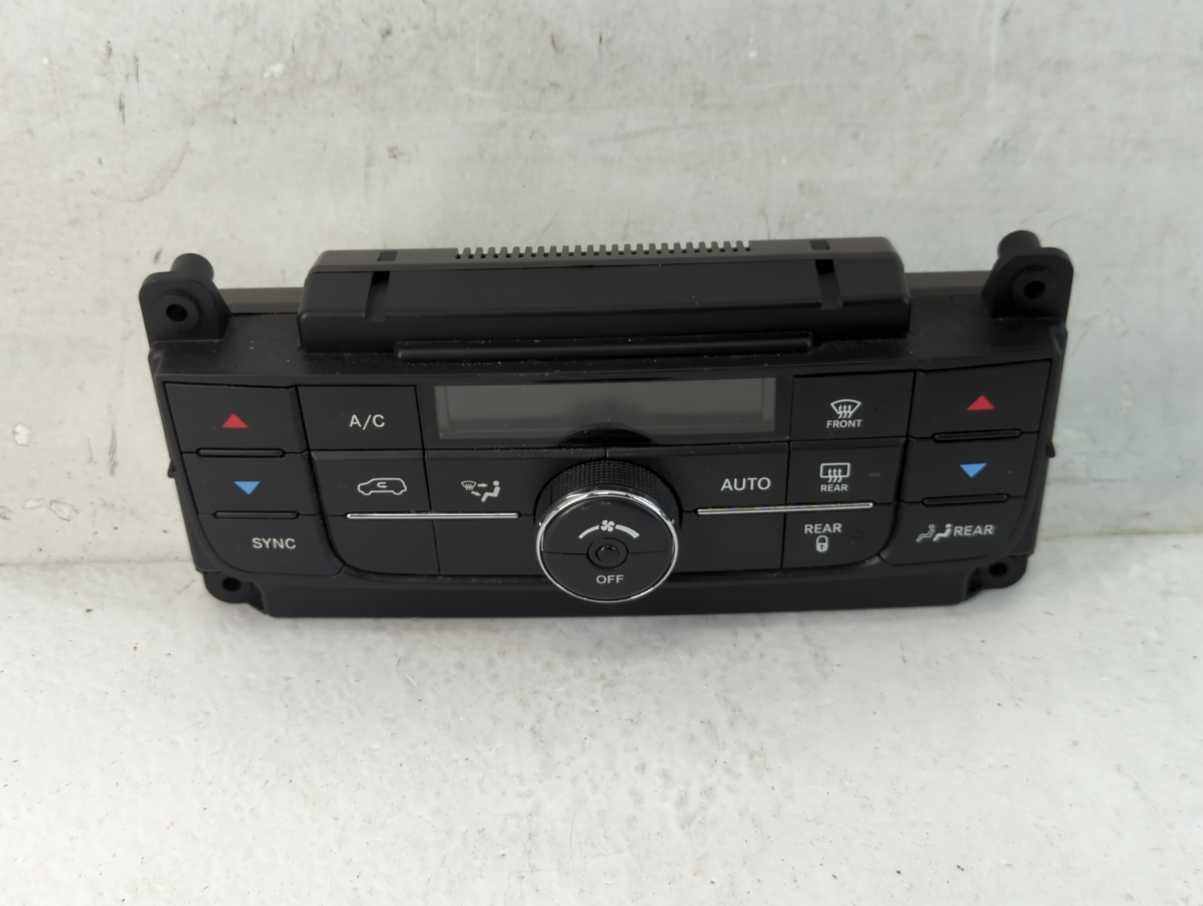 2011-2016 Chrysler Town & Country Ac Heater Climate Control 55111236af 1061281 - Oemusedautoparts1.com