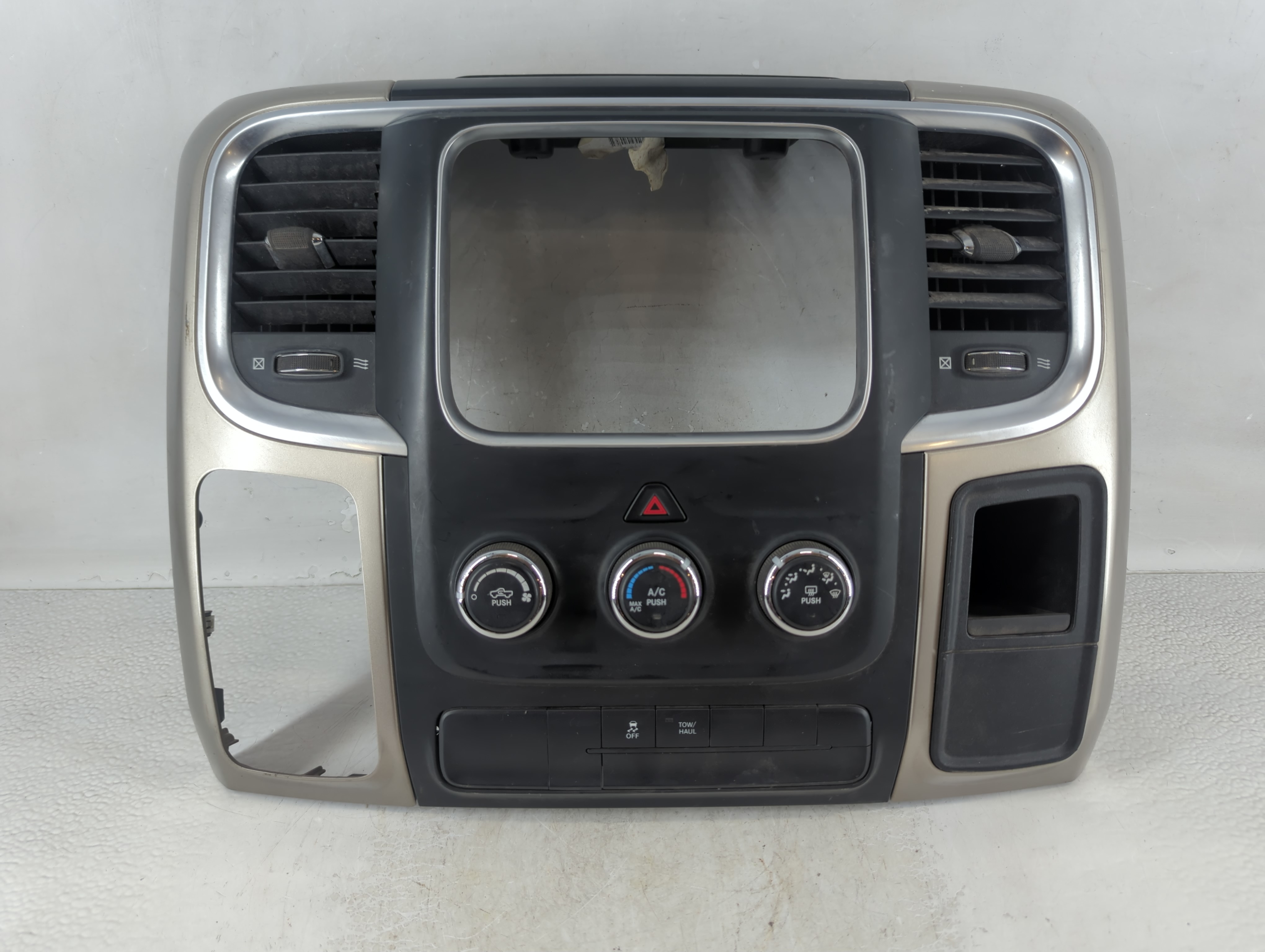 Picture of 2014 Dodge Ram 1500 Ac Heater Climate Control P68186217ad 1061295